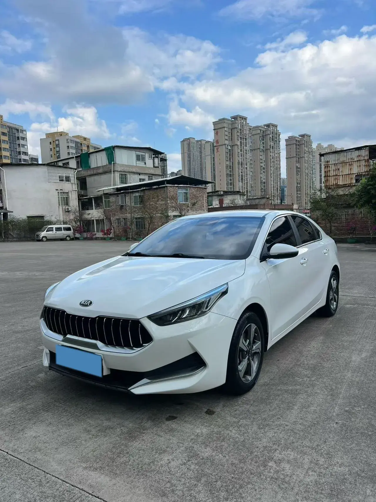 2019 KIA K3 view 1