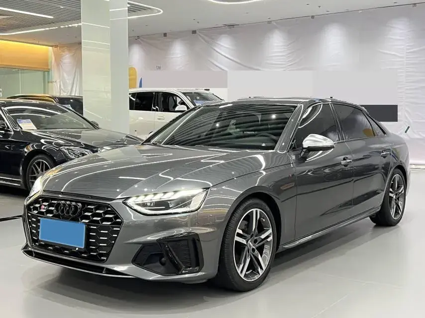 2020 AUDI A4L view 1