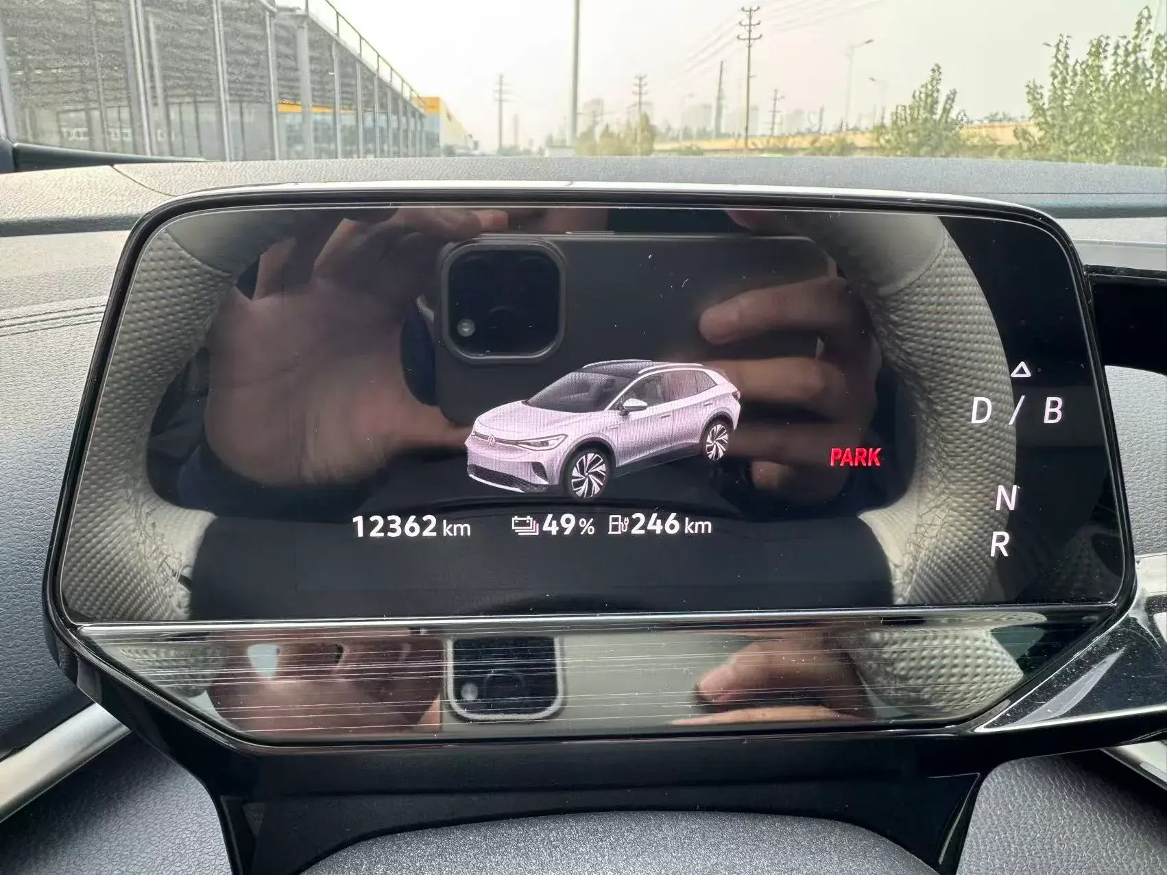 2022 VOLKSWAGEN ID.4 thumbnail 4