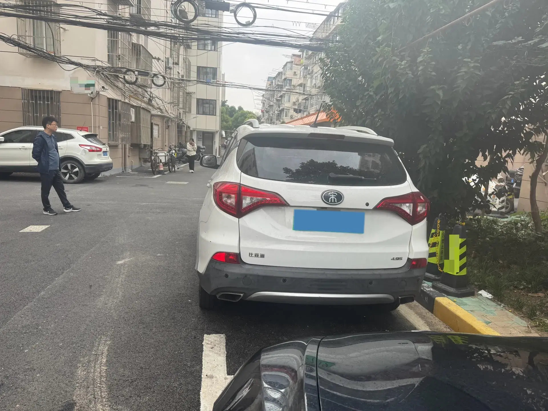 2017 BYD SONG thumbnail 3