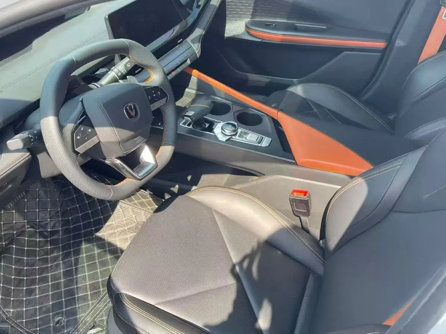 2022 CHANGAN UNI-V thumbnail 3