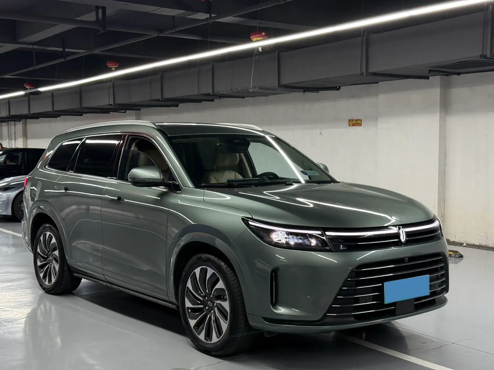 2022 AITO AITO thumbnail 3