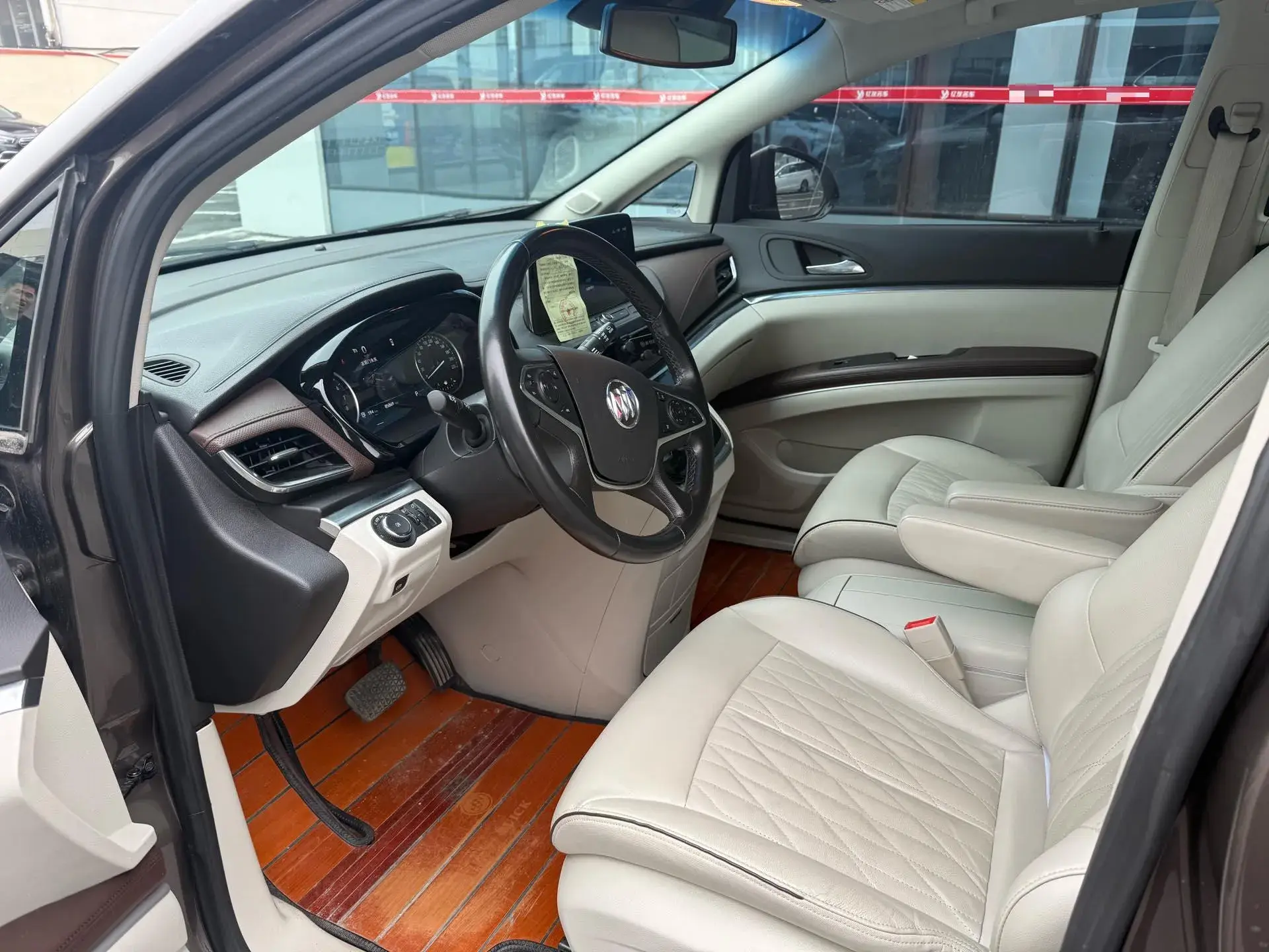 2021 BUICK GL8 thumbnail 3