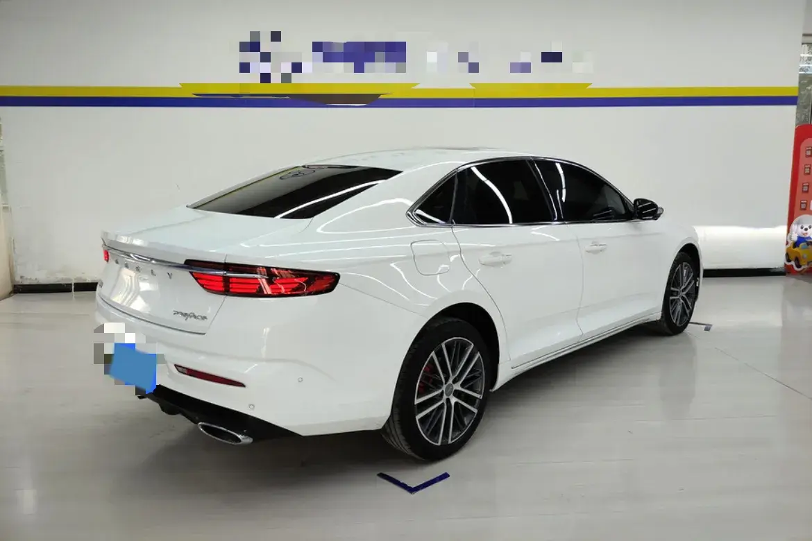 2020 GEELY OKAVANGO thumbnail 2