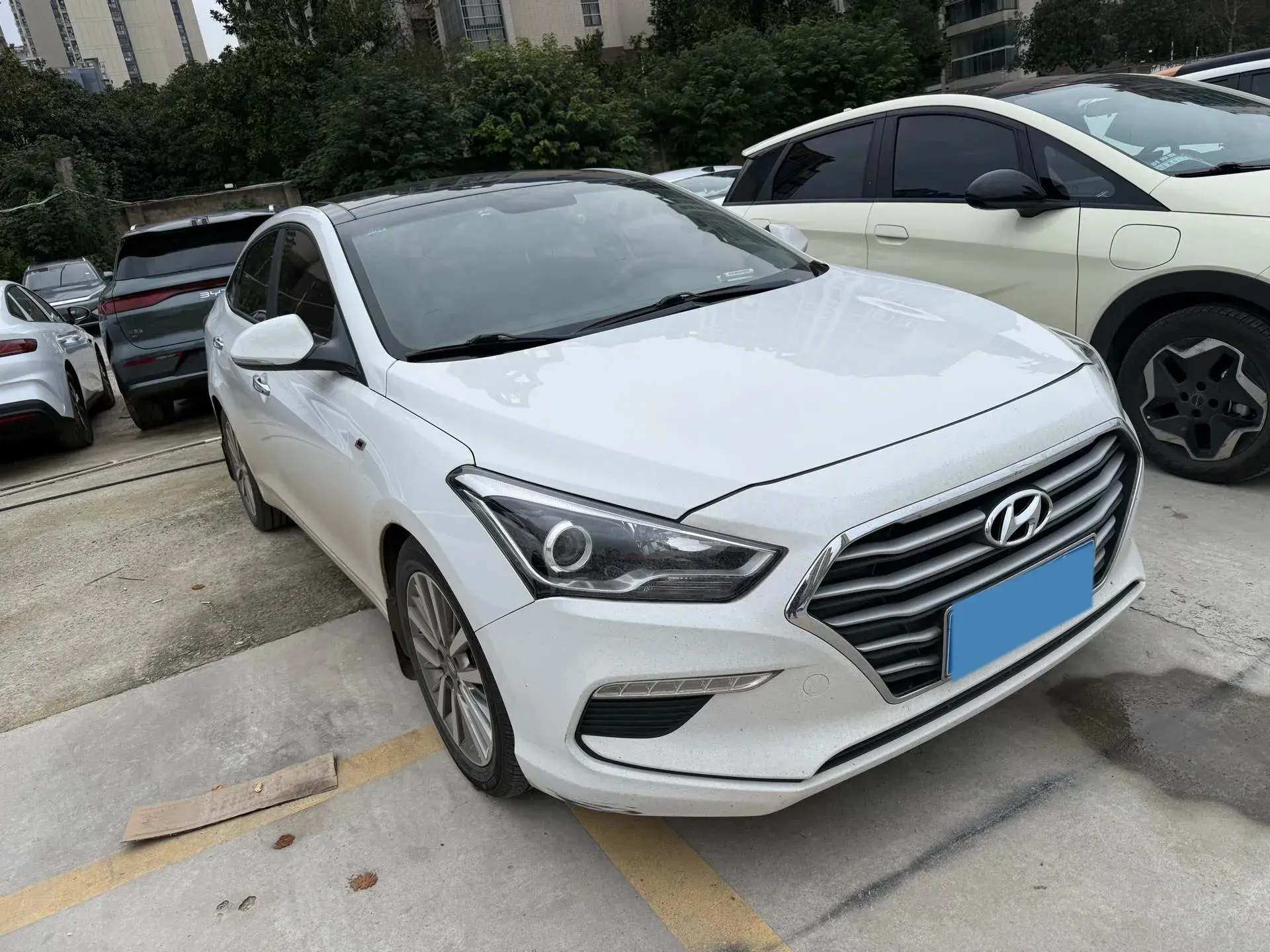 2019 HYUNDAI MISTRA thumbnail 2