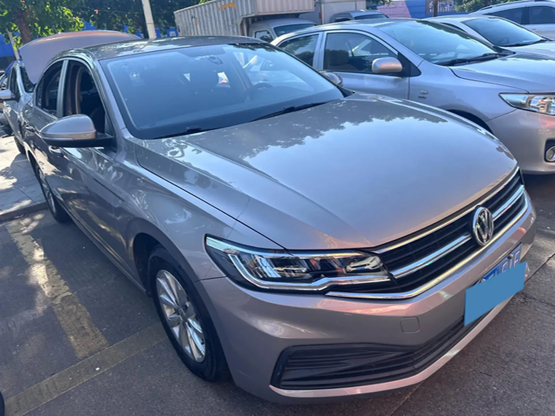 2019 VOLKSWAGEN BORA thumbnail 3