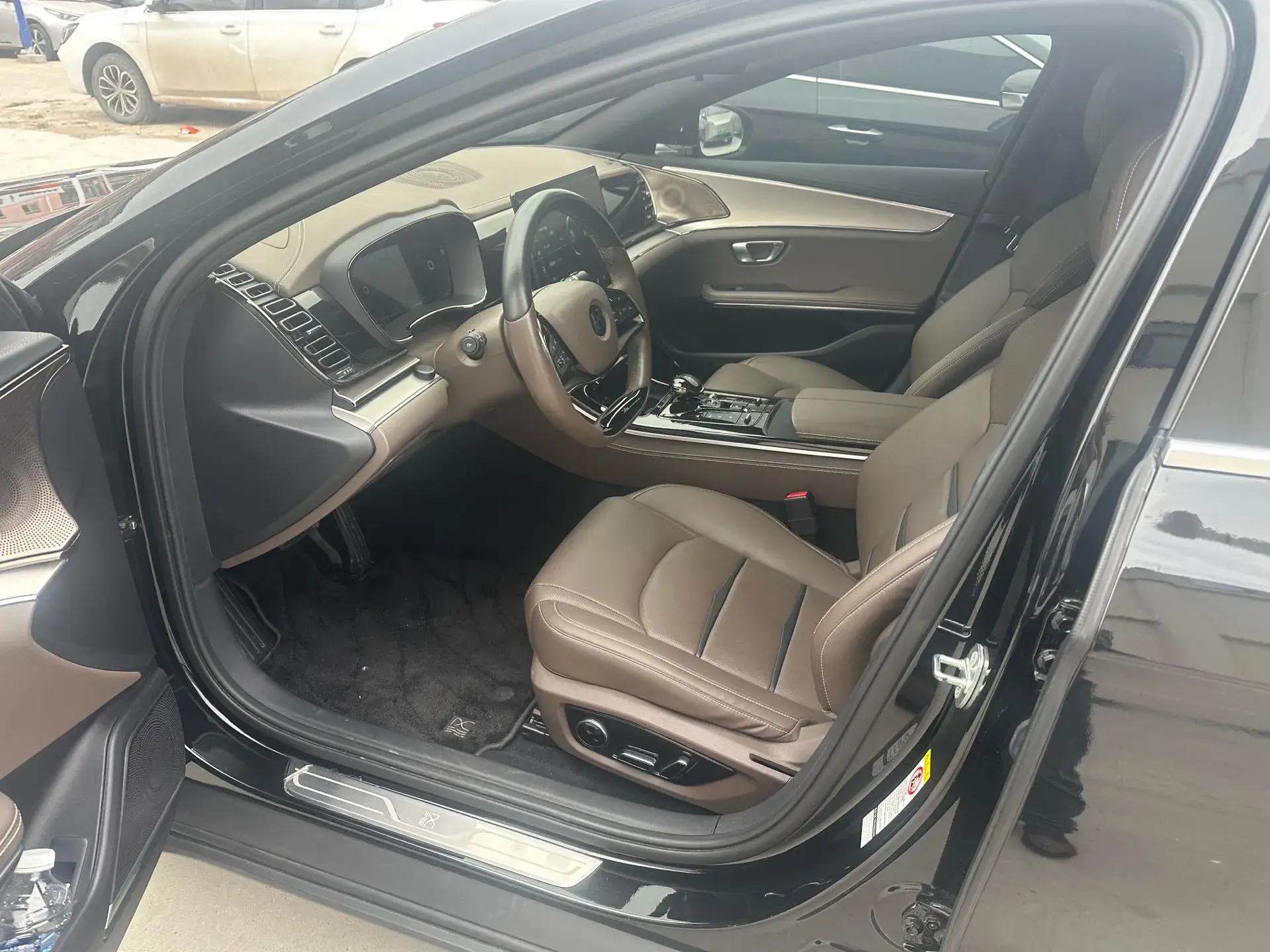 2020 BYD HAN thumbnail 2