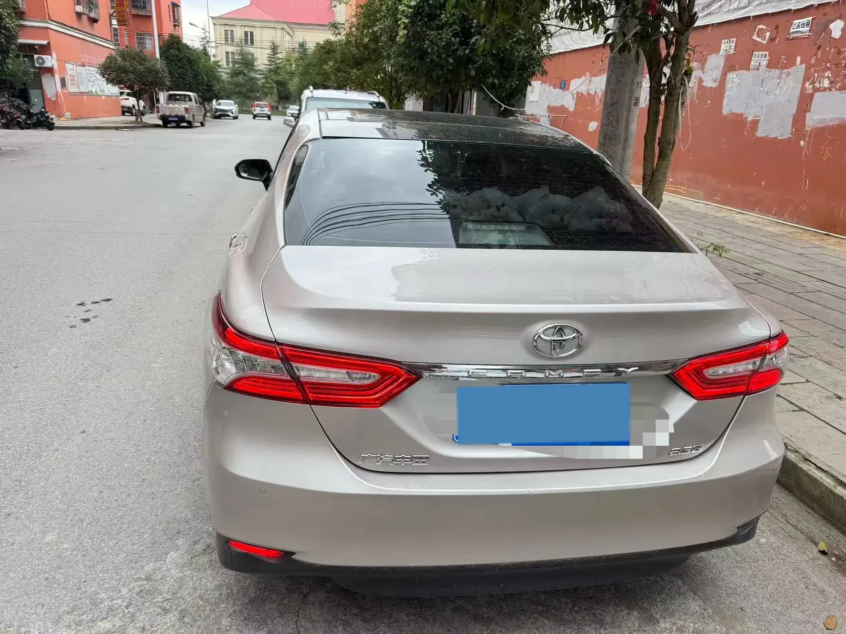 2019 TOYOTA CAMRY thumbnail 3