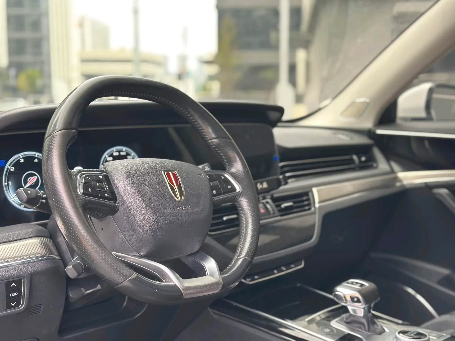 2019 HONGQI HS5 thumbnail 4