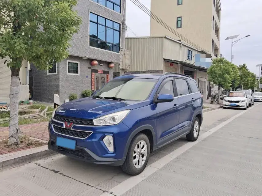 2018 WULING HONGGUANG view 1