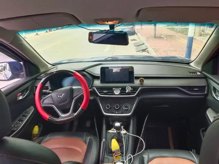 2018 WULING HONGGUANG thumbnail 4