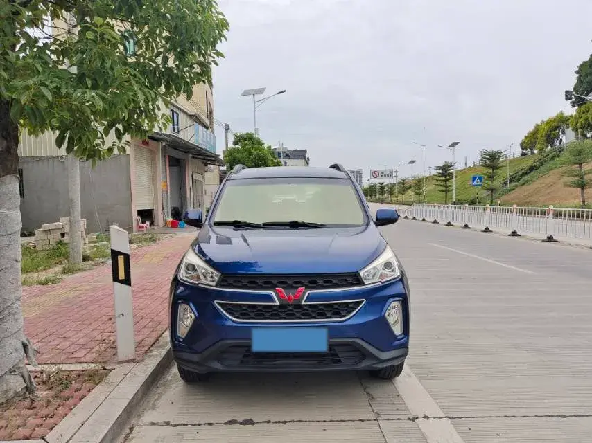 2018 WULING HONGGUANG thumbnail 3