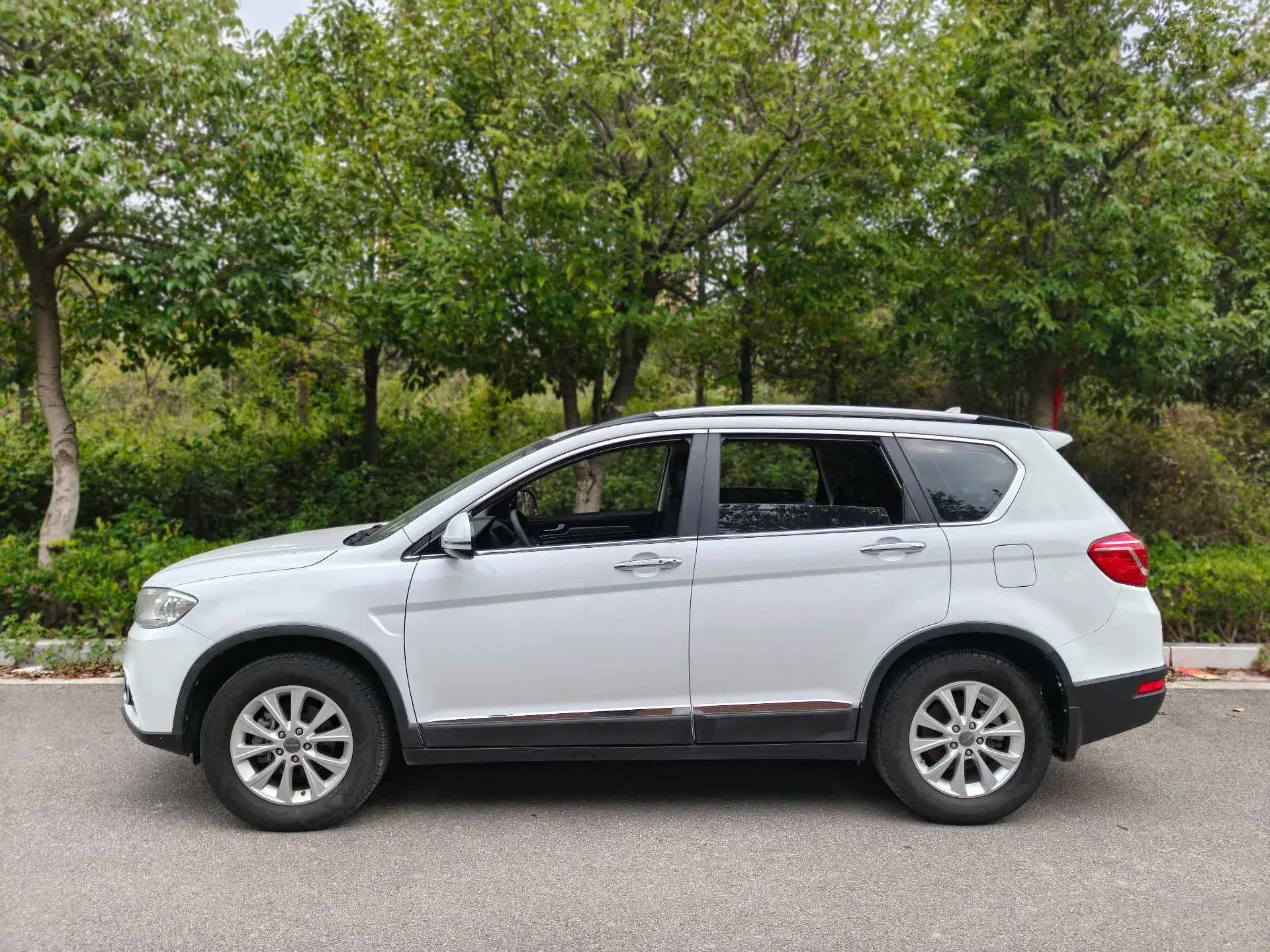 2017 HAVAL H6 thumbnail 4