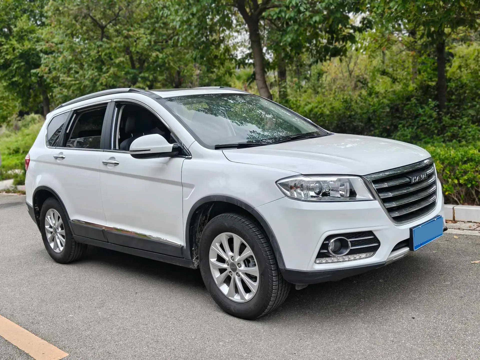 2017 HAVAL H6 thumbnail 3