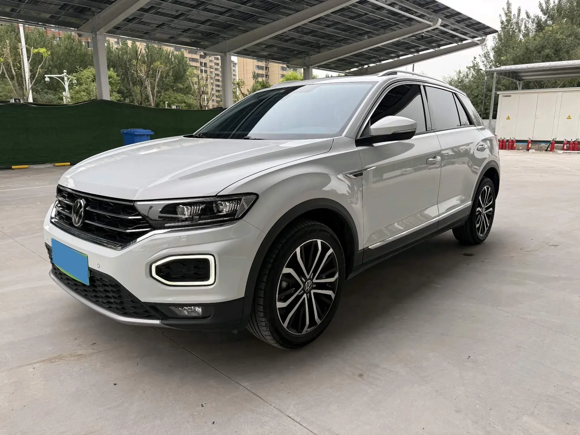 2022 VOLKSWAGEN T-ROC view 1