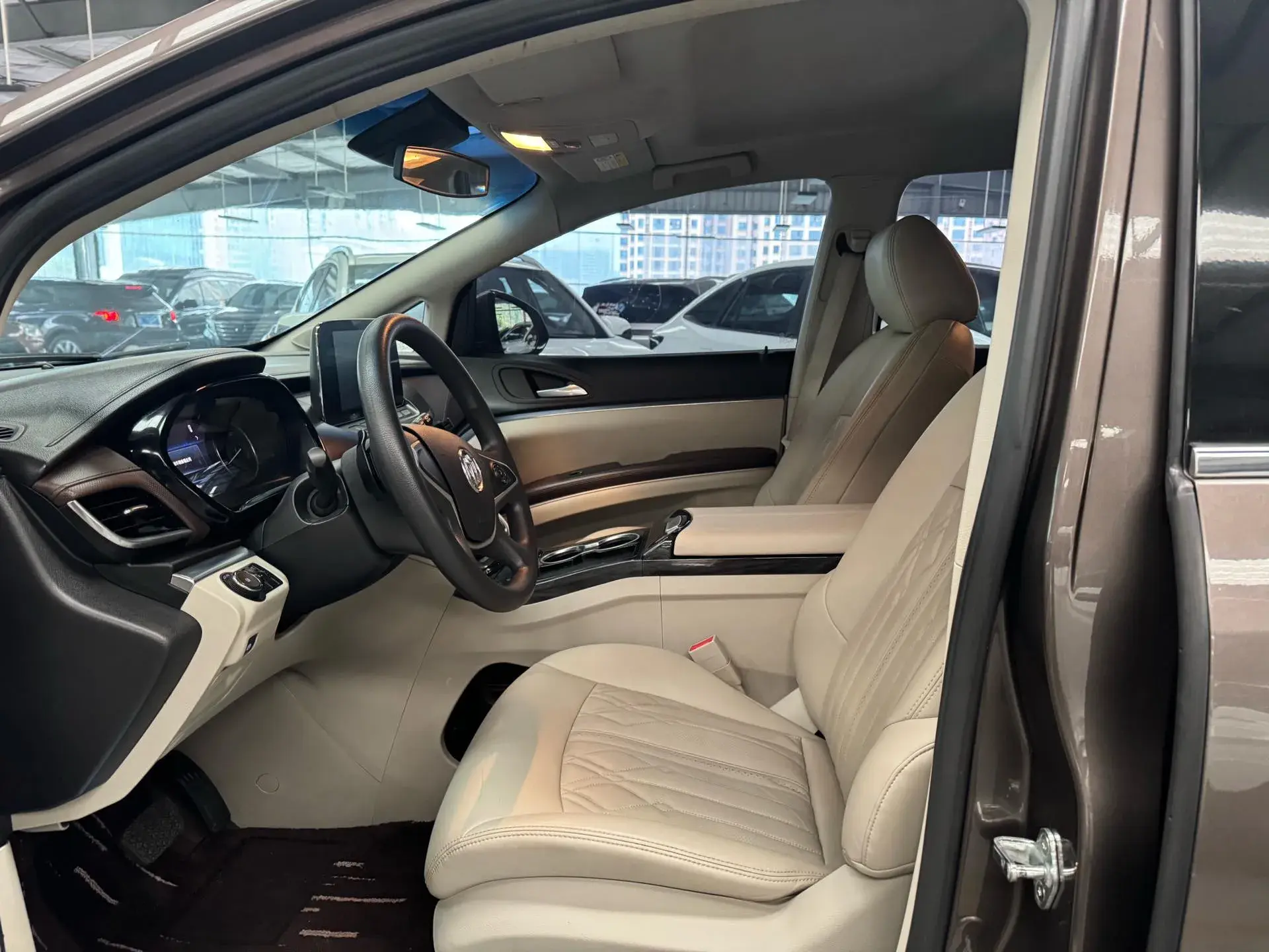 2020 BUICK GL8 thumbnail 4