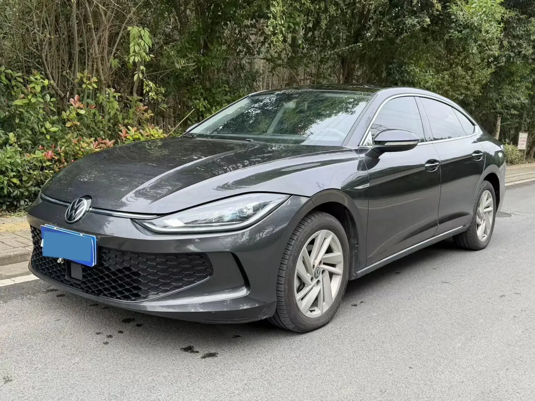 2023 VOLKSWAGEN LAMANDO view 1