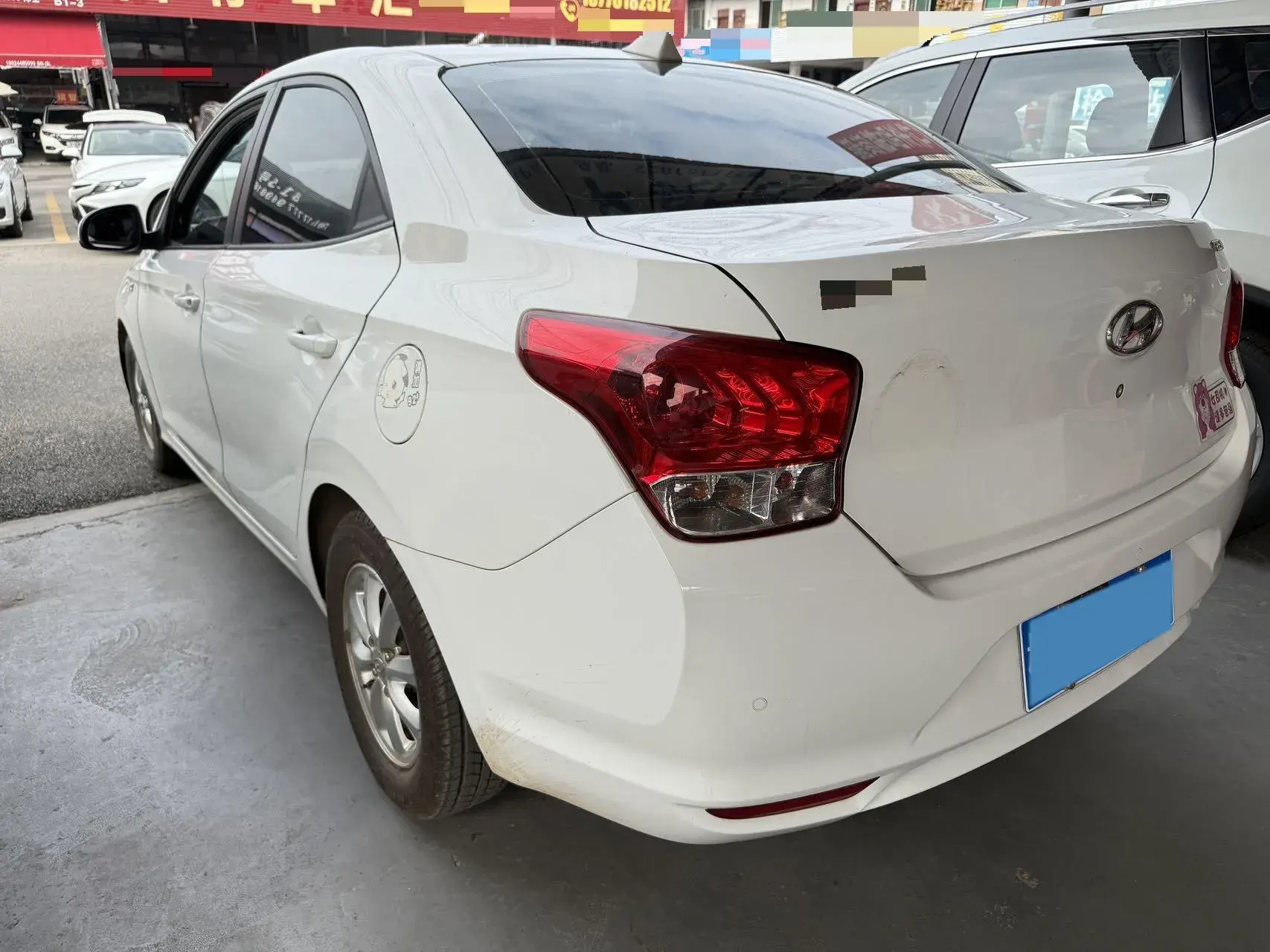 2017 HYUNDAI REINA thumbnail 2