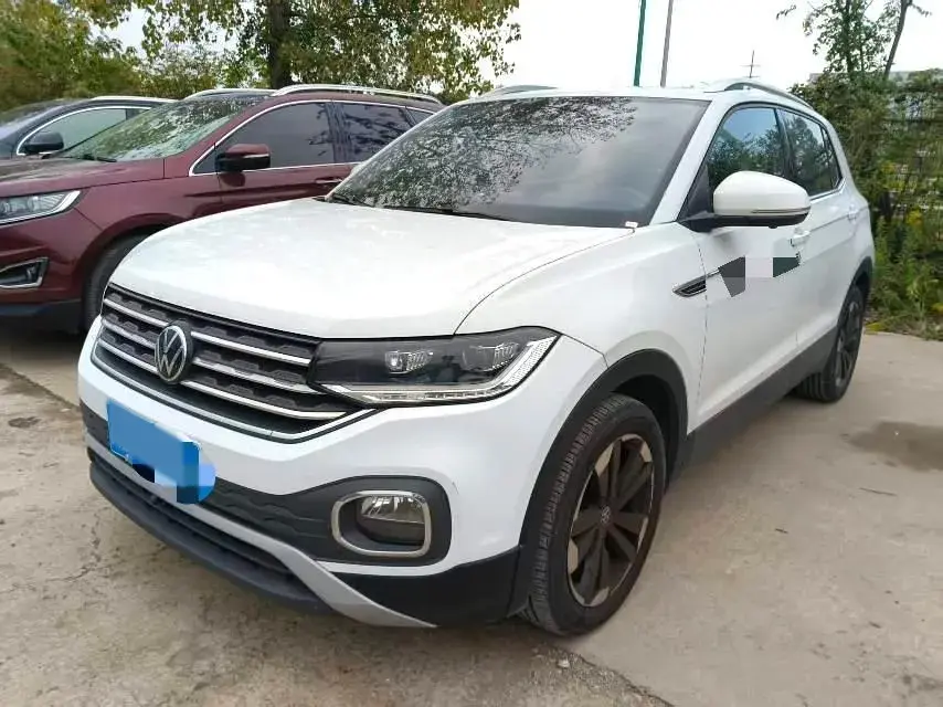 2020 VOLKSWAGEN TACQUA view 1