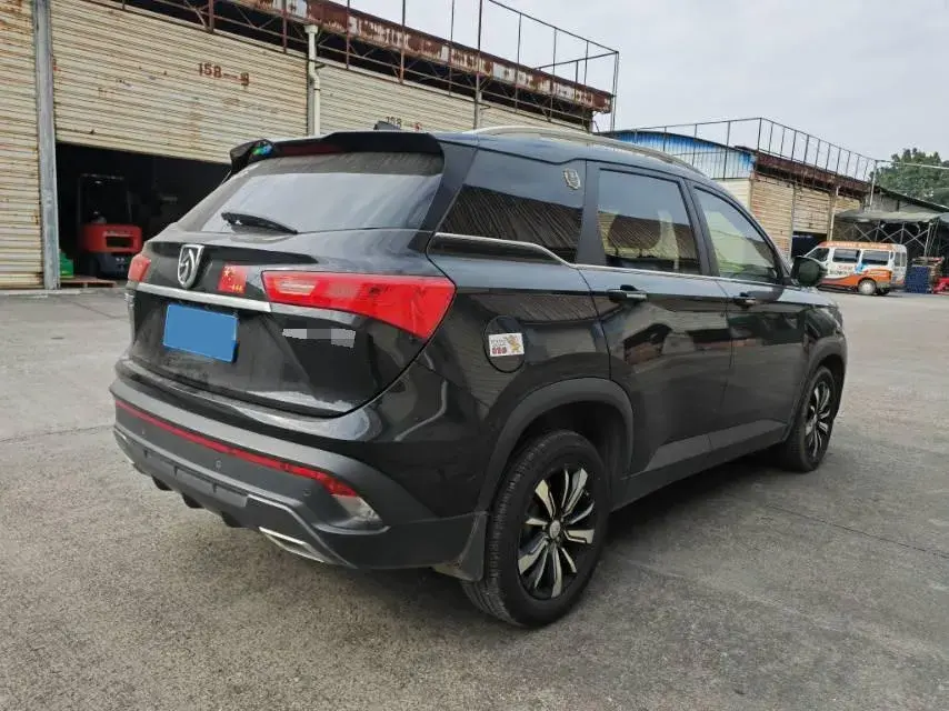 2018 BAOJUN 530 thumbnail 3