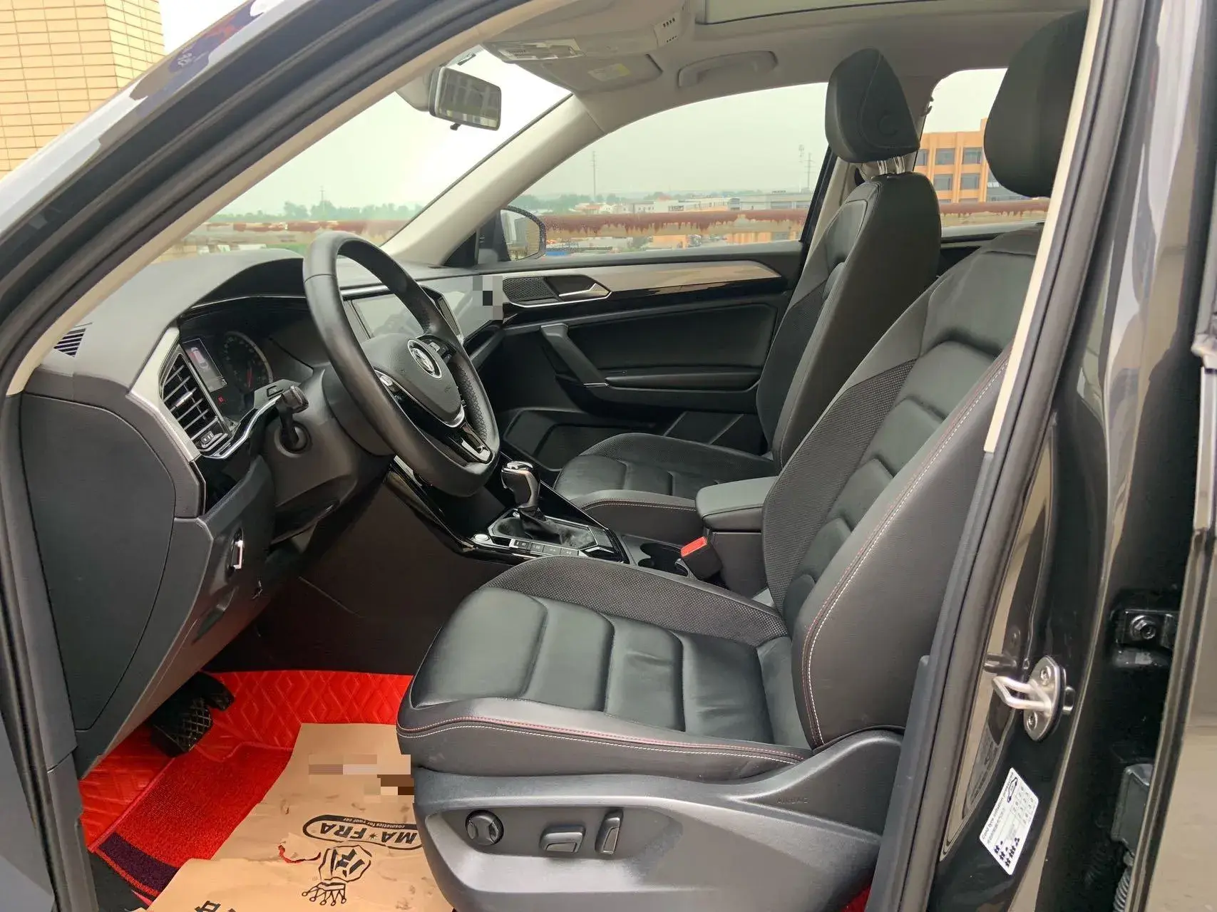 2020 VOLKSWAGEN TAYRON thumbnail 4