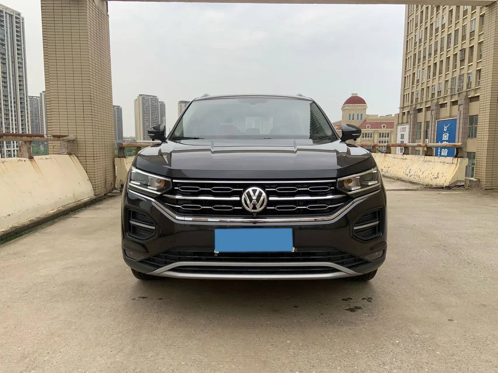 2020 VOLKSWAGEN TAYRON thumbnail 2