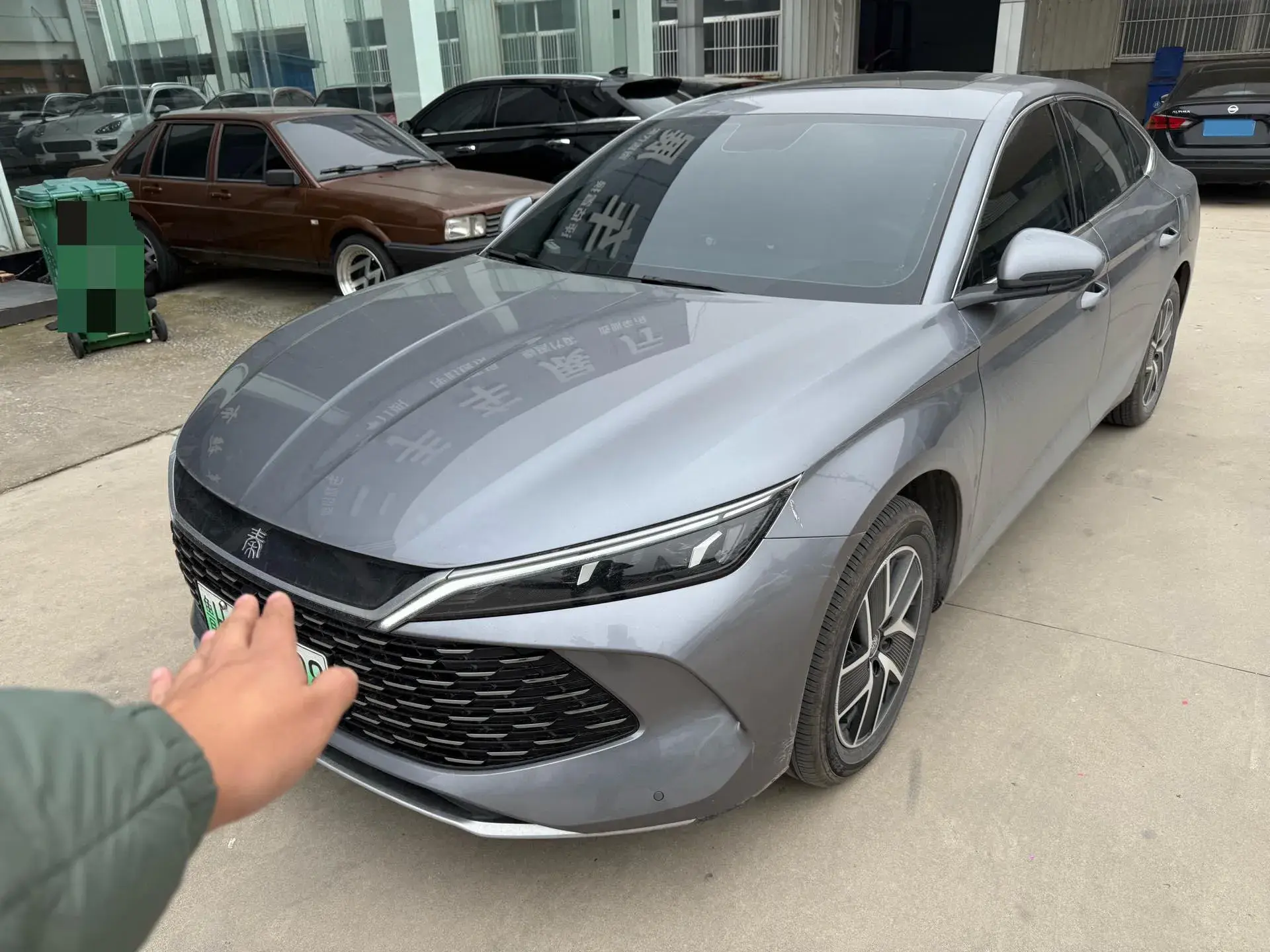 2024 BYD QINL view 1