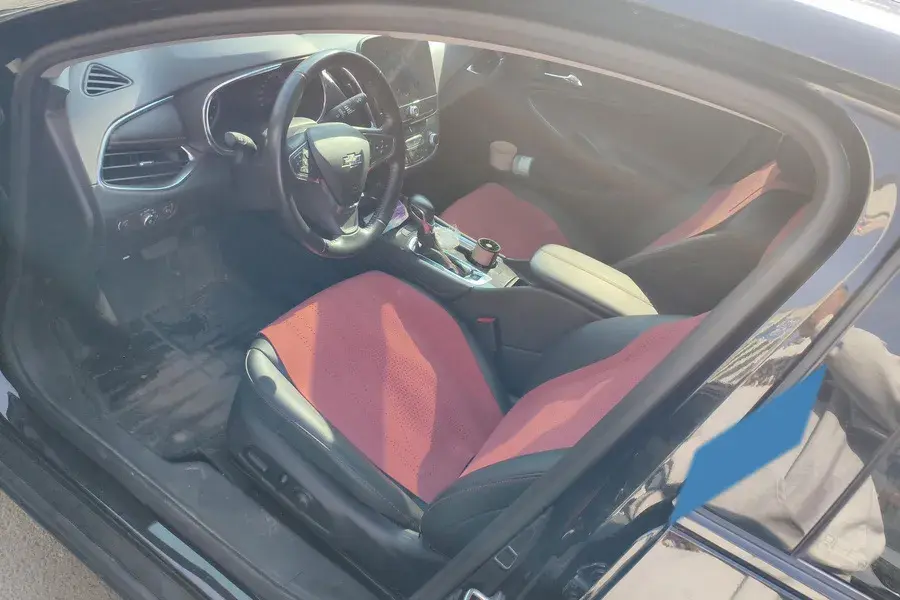 2022 CHEVROLET MALIBU thumbnail 4