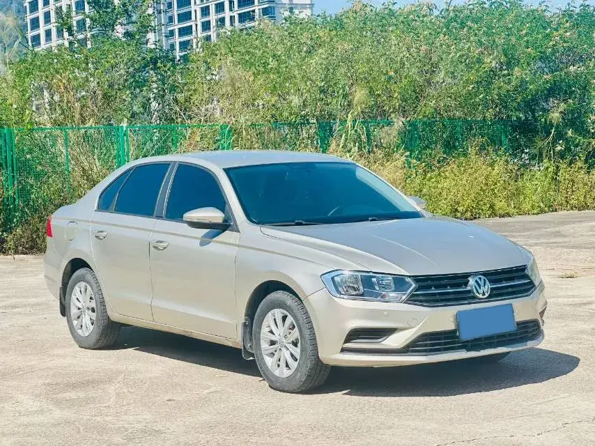 2018 VOLKSWAGEN BORA thumbnail 3