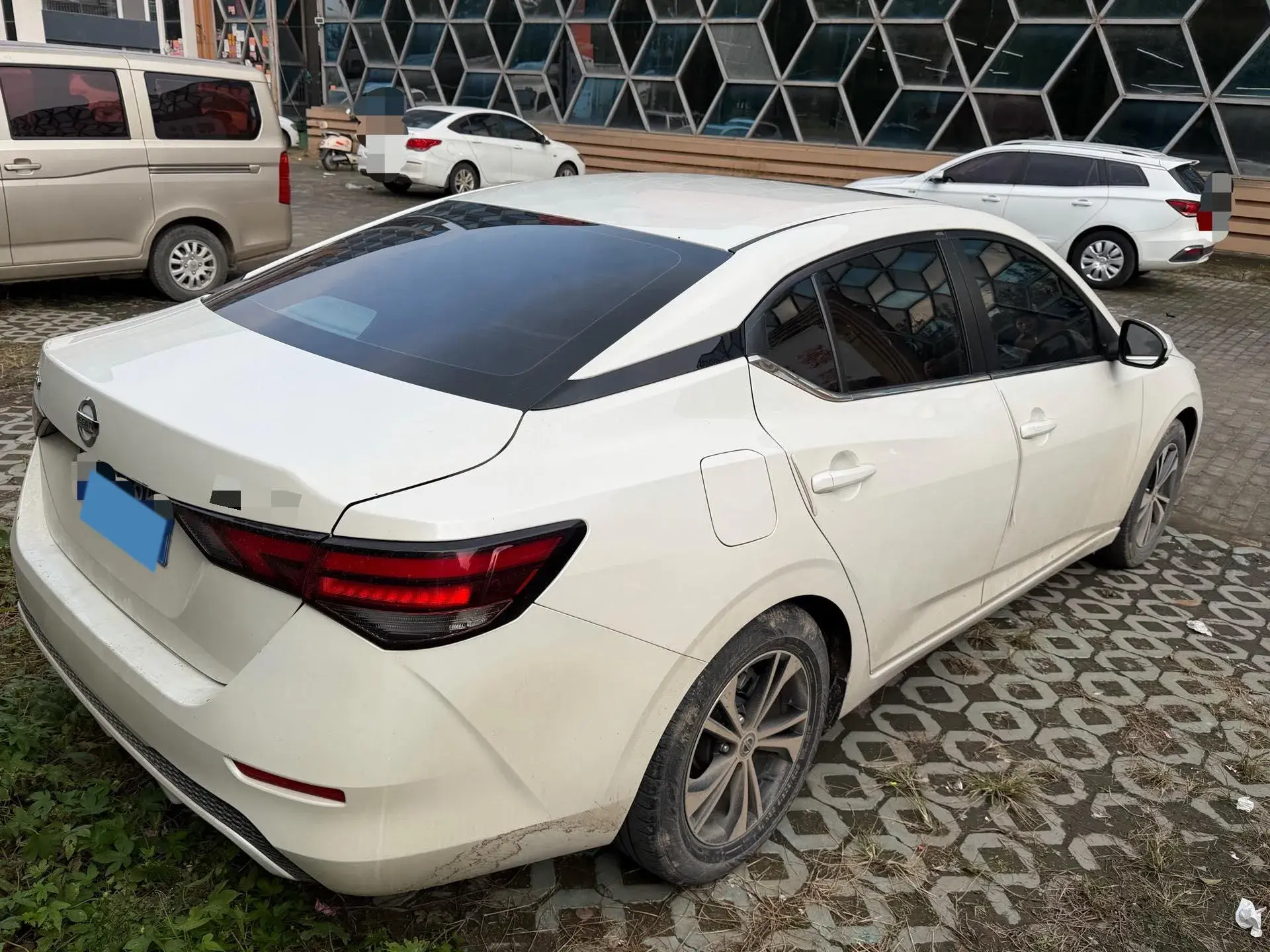 2021 NISSAN SYLPHY thumbnail 2