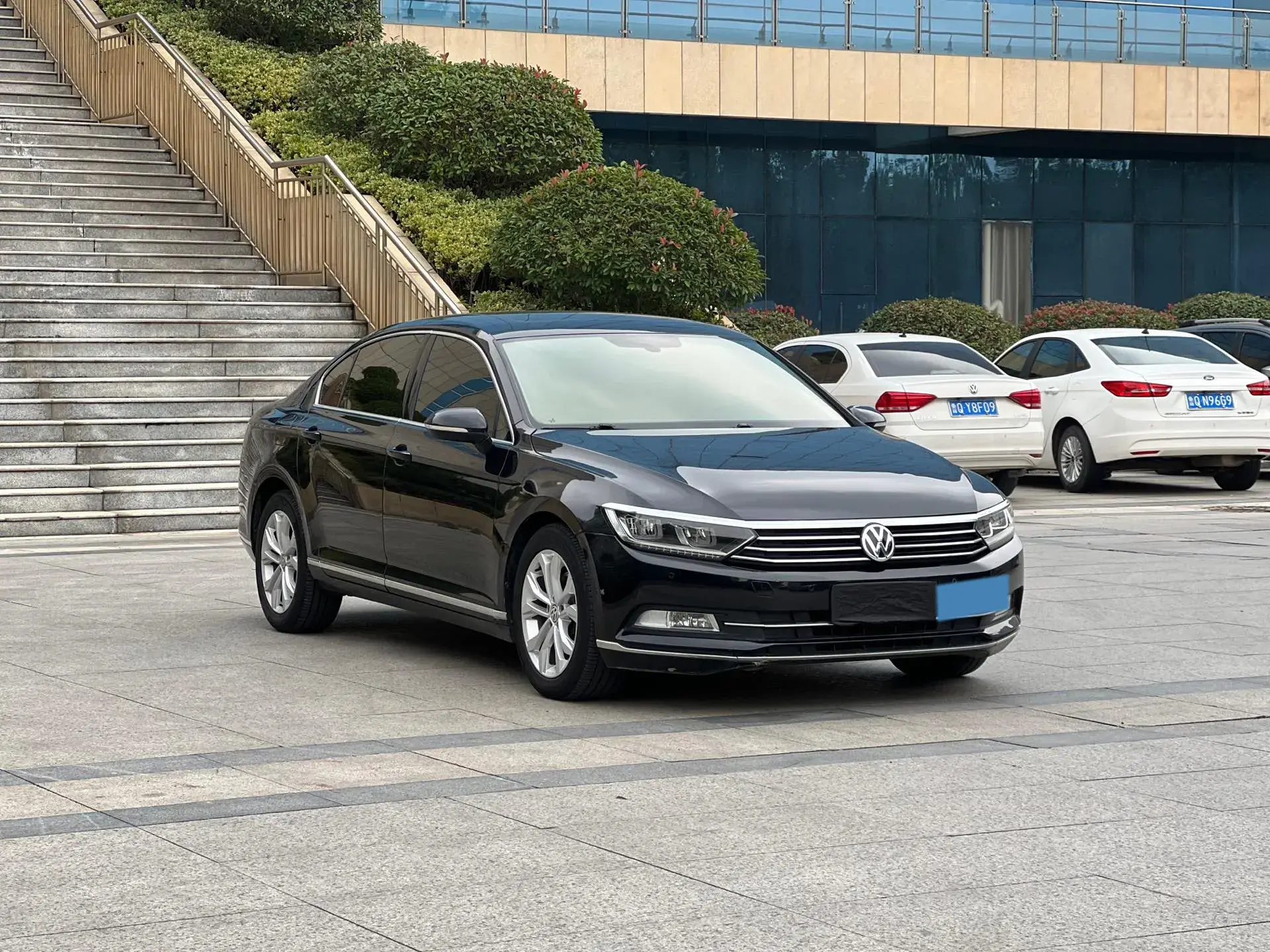 2019 VOLKSWAGEN MAGOTAN thumbnail 3