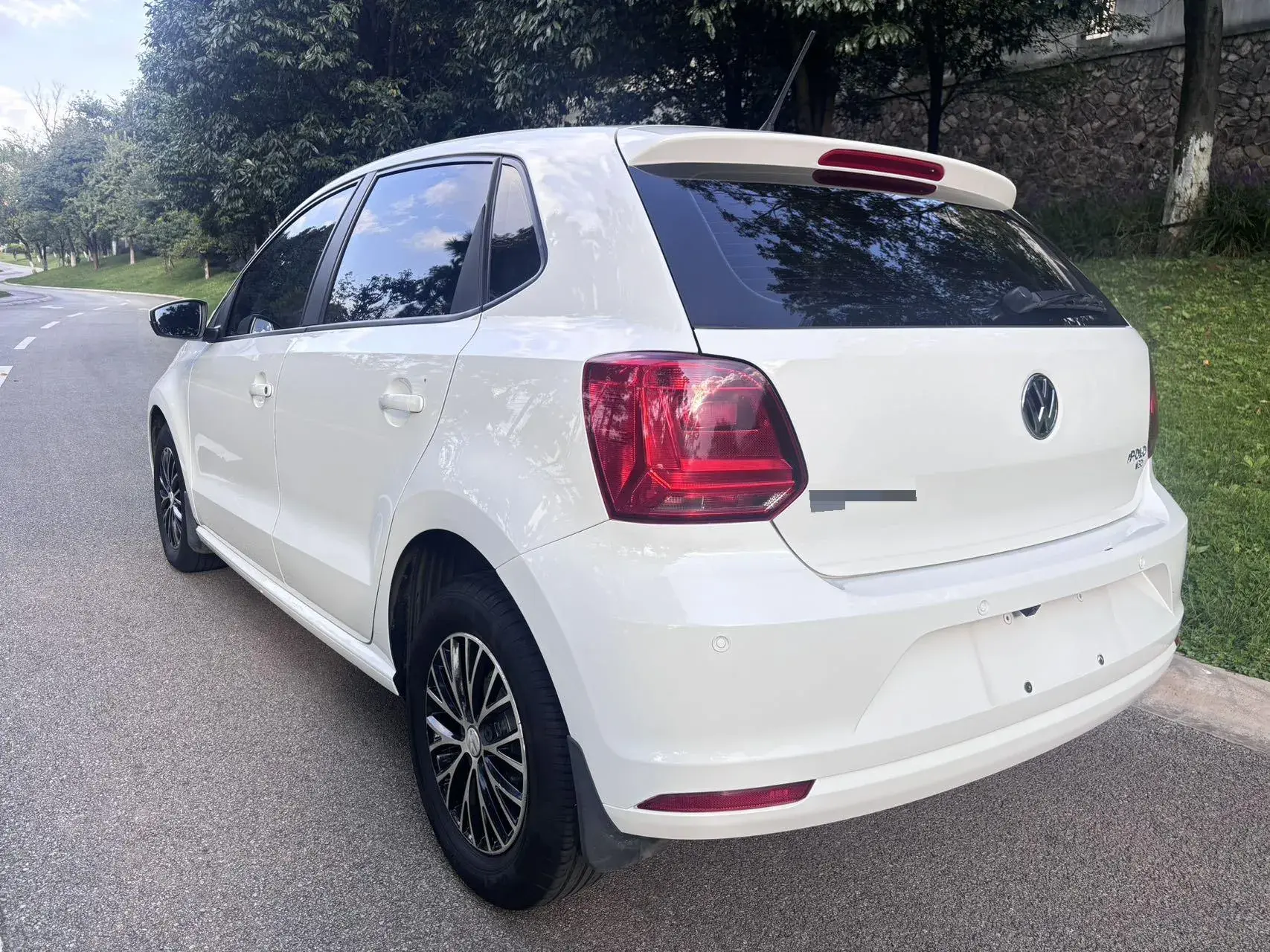 2018 VOLKSWAGEN POLO thumbnail 4