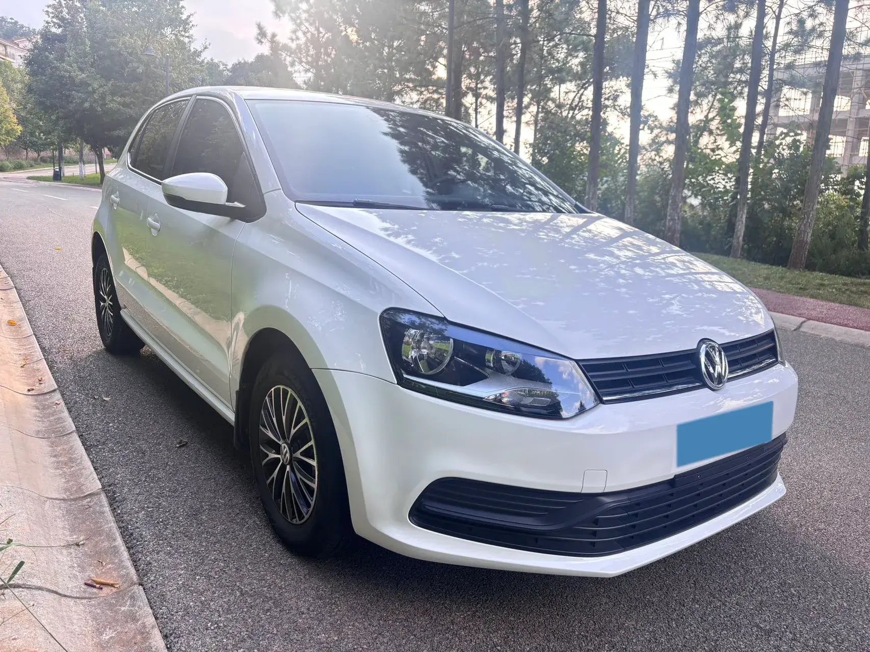 2018 VOLKSWAGEN POLO thumbnail 2