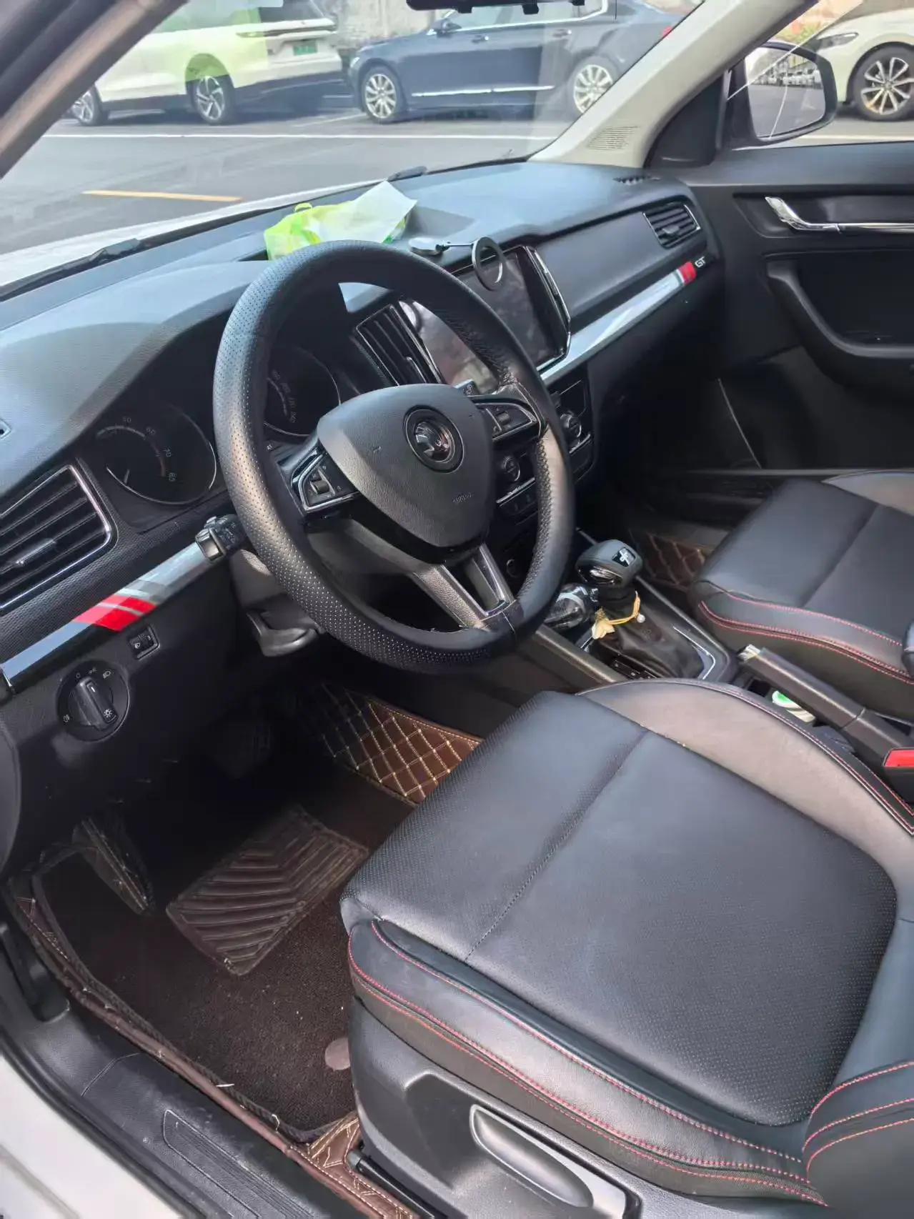 2021 SKODA KAMIQ thumbnail 4