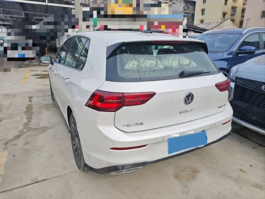 2021 VOLKSWAGEN GOLF thumbnail 2