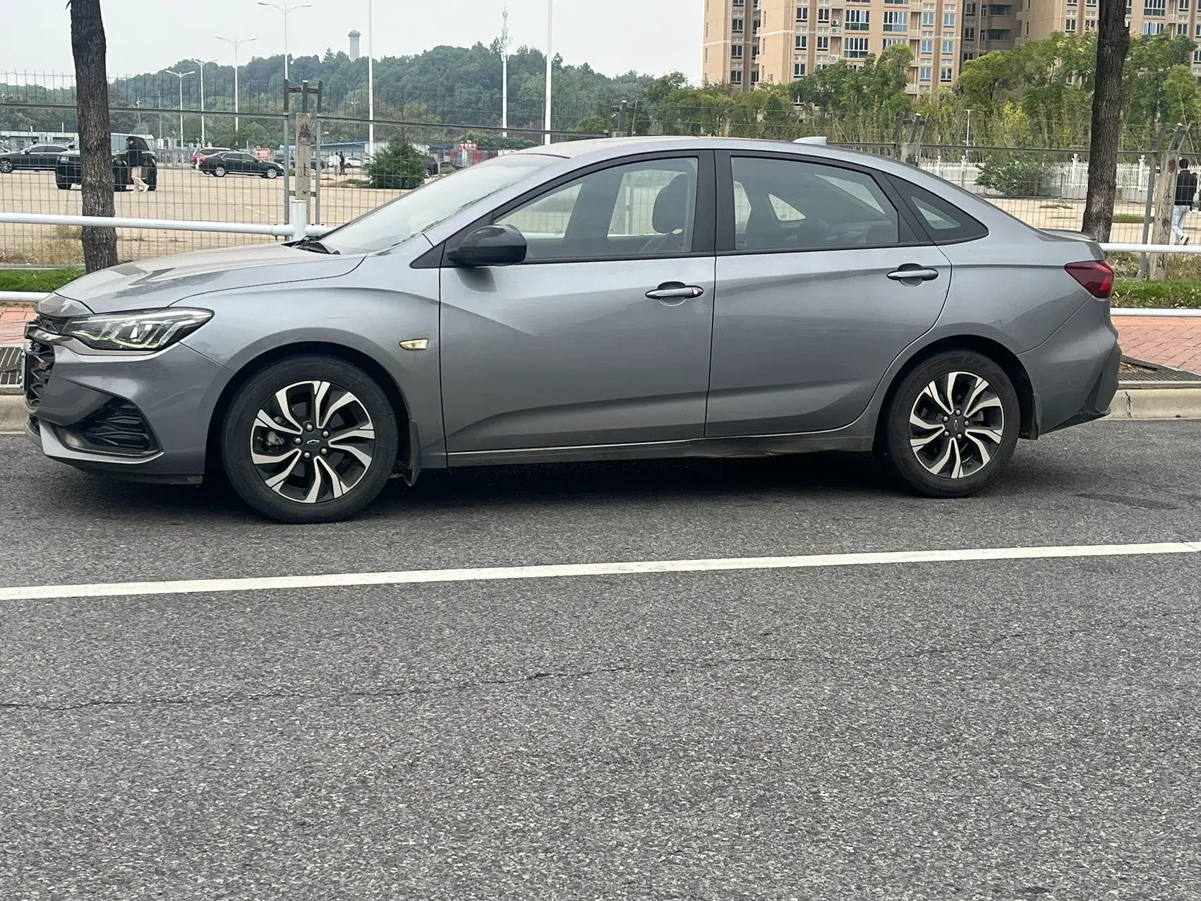 2019 CHEVROLET MONZA thumbnail 2