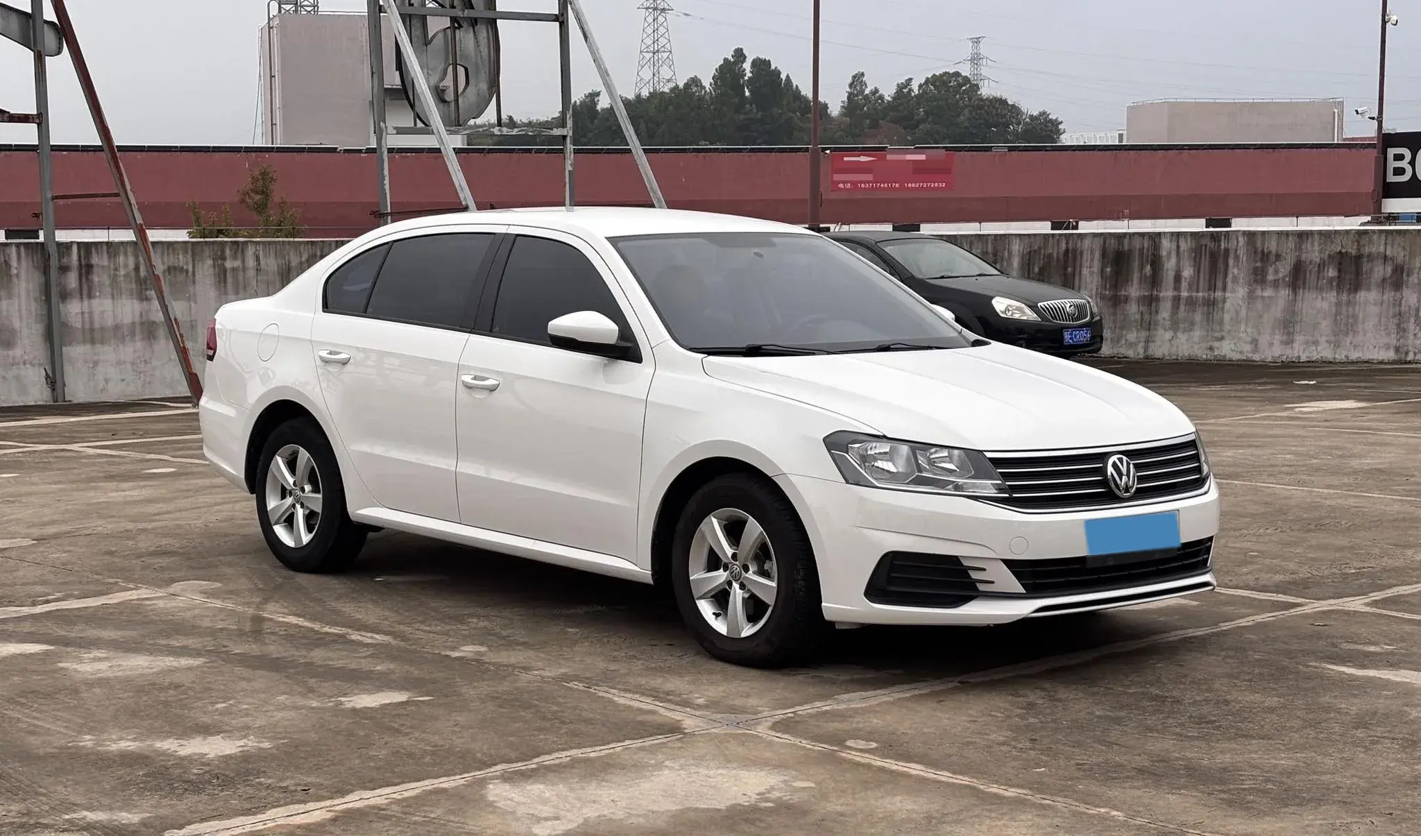 2019 VOLKSWAGEN LAVIDA thumbnail 3