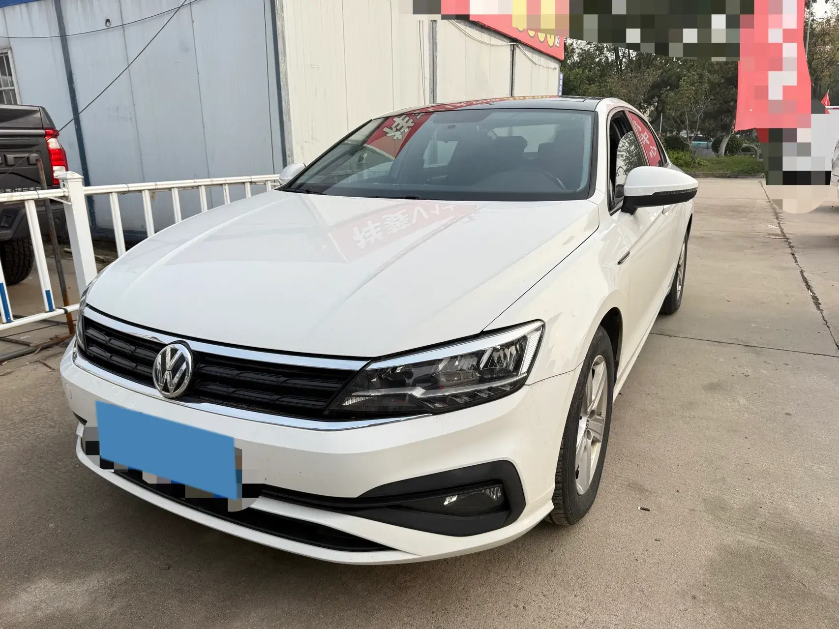 2019 VOLKSWAGEN LAMANDO view 1
