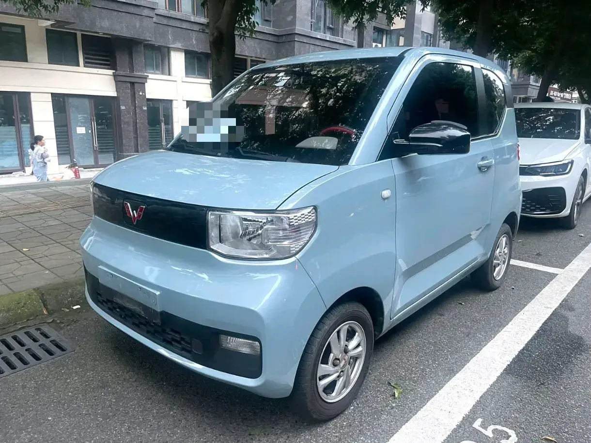 2020 WULING HONGGUANG view 1