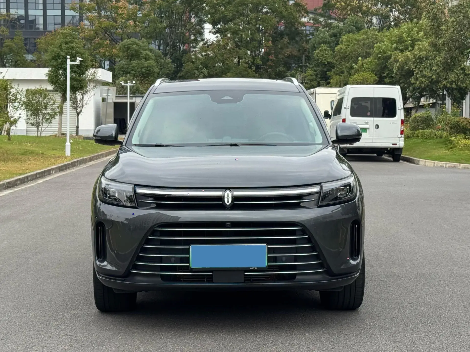 2022 AITO AITO thumbnail 2