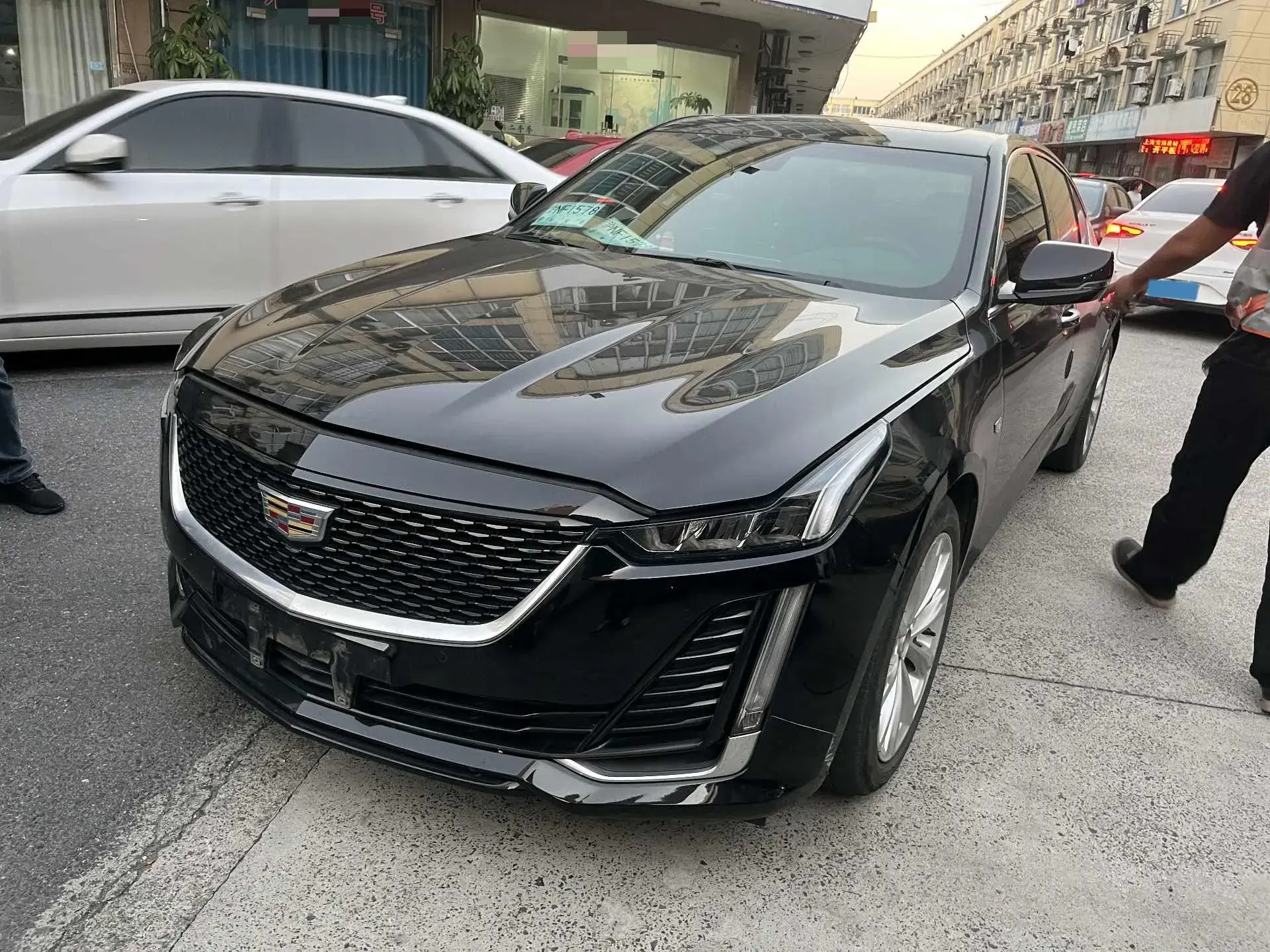 2022 CADILLAC CT5 view 1