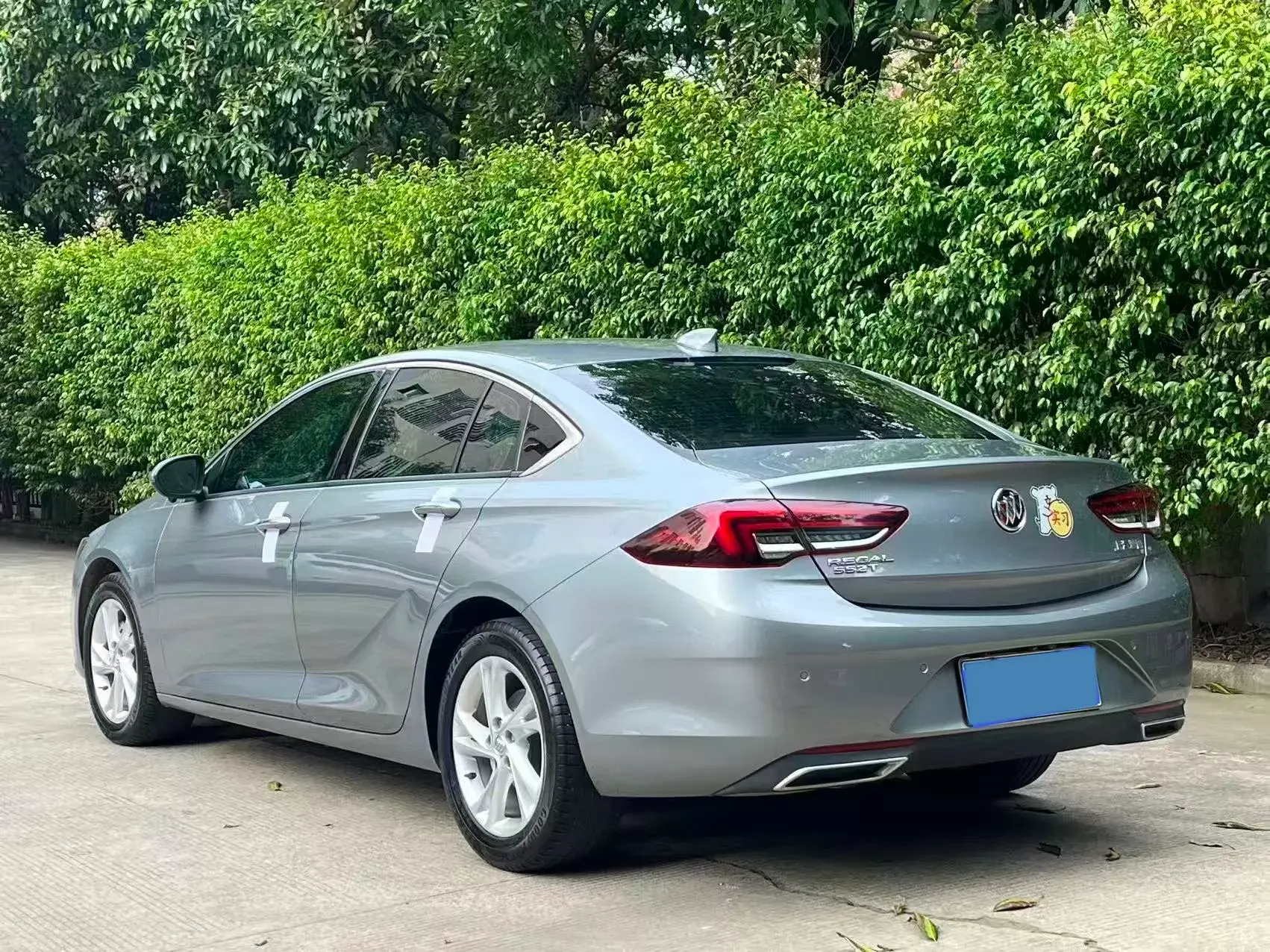 2023 BUICK REGAL thumbnail 4