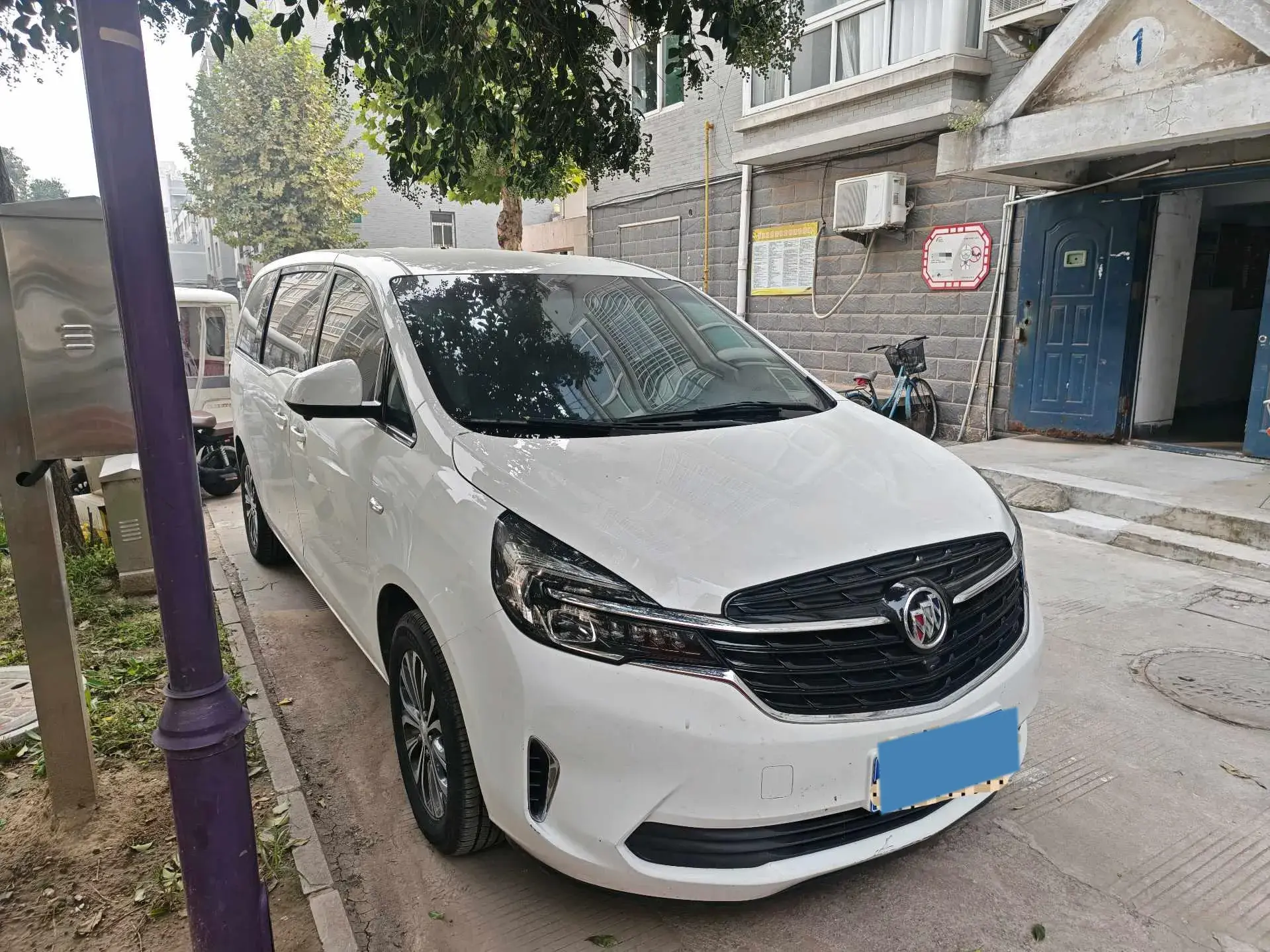 2021 BUICK GL8 thumbnail 3