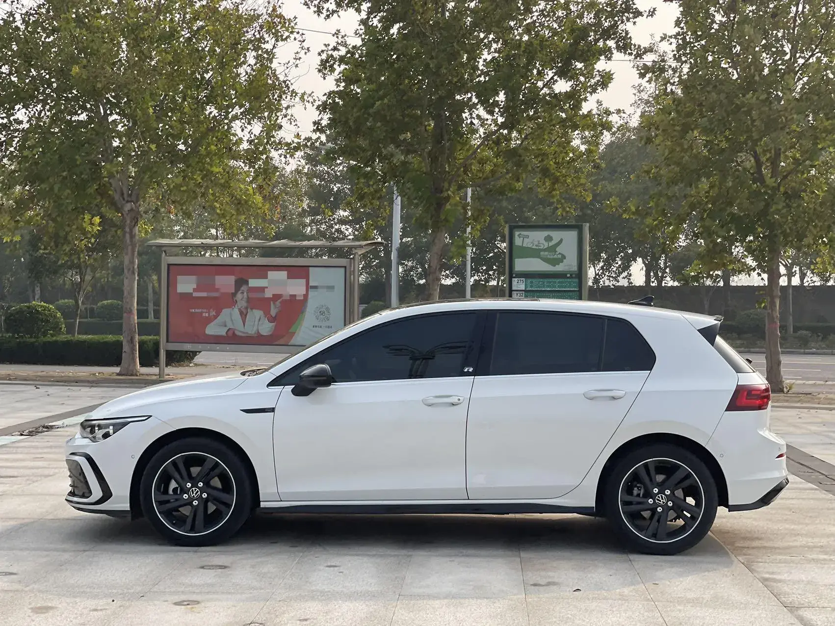 2021 VOLKSWAGEN GOLF thumbnail 4