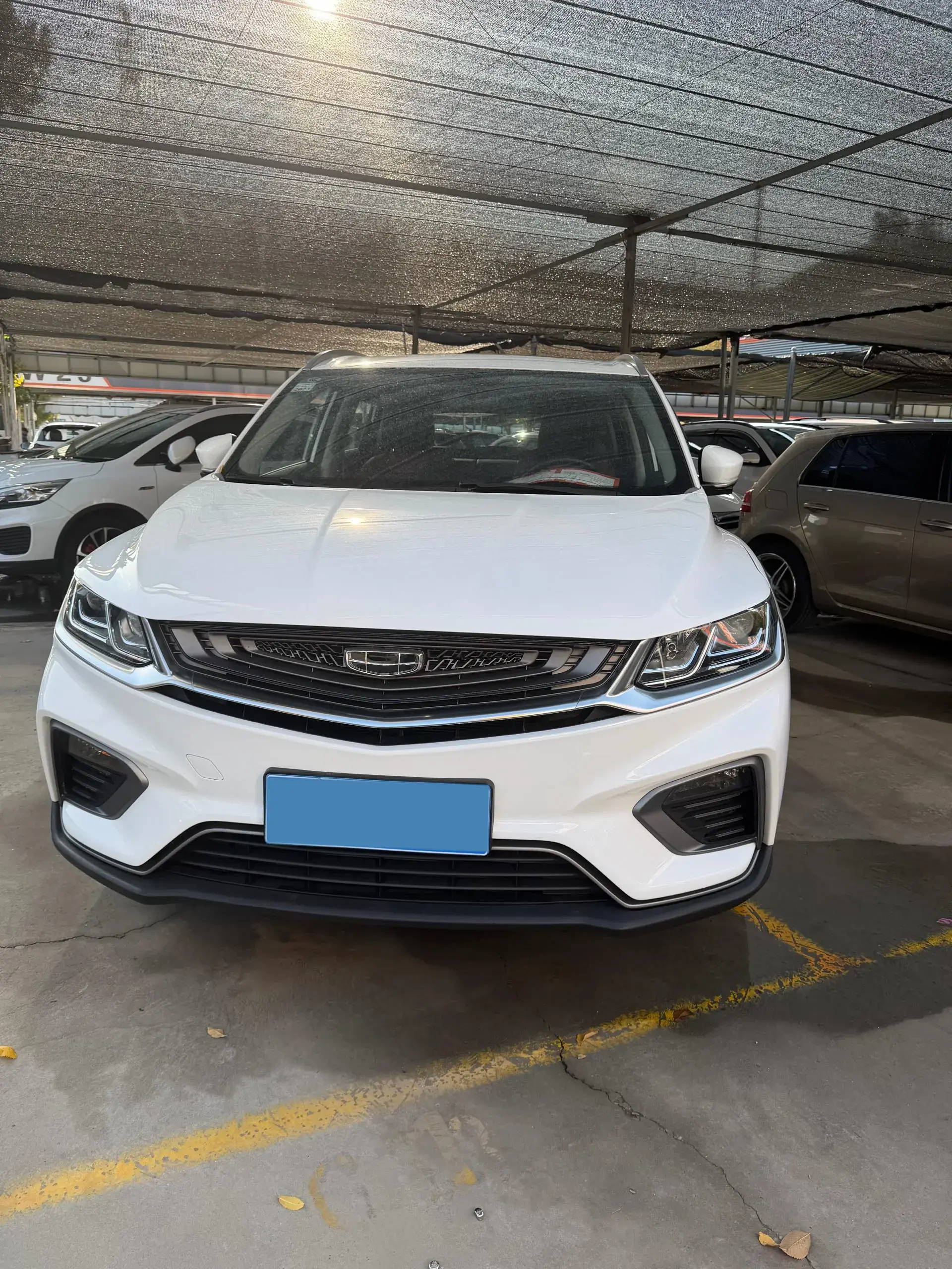 2021 GEELY COOLRAY thumbnail 2