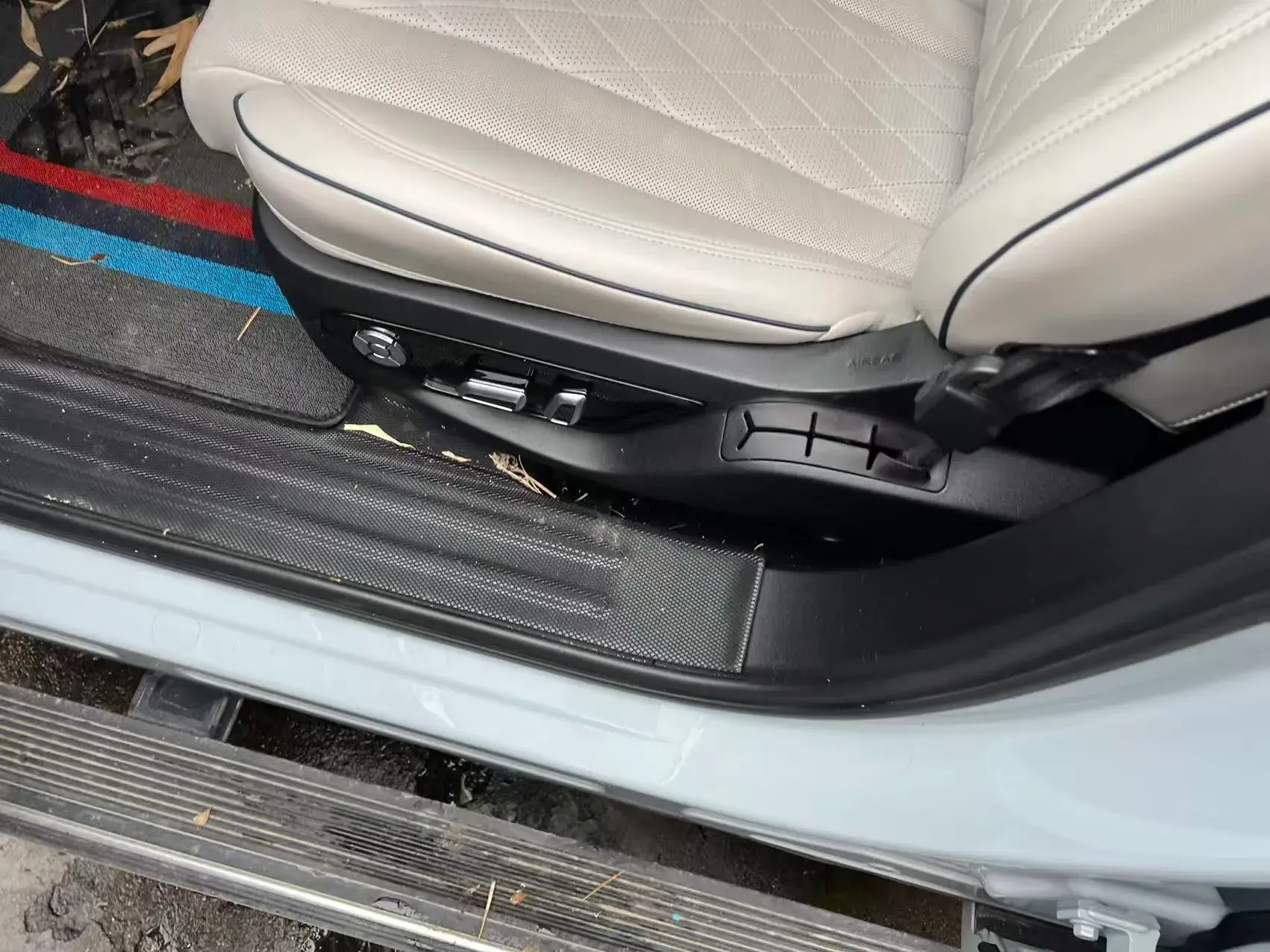 2021 WEY MOCHA thumbnail 4