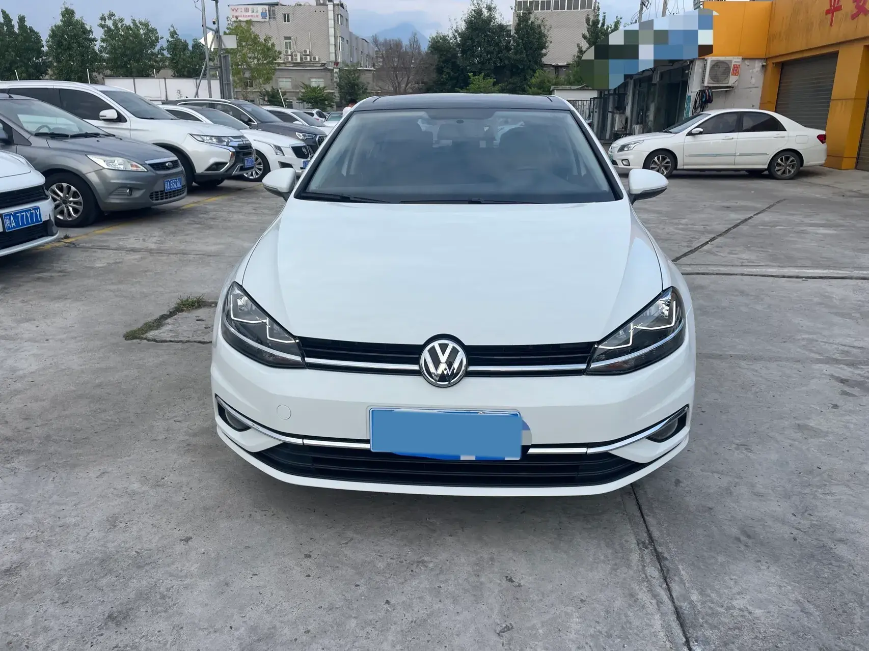 2020 VOLKSWAGEN GOLF thumbnail 2