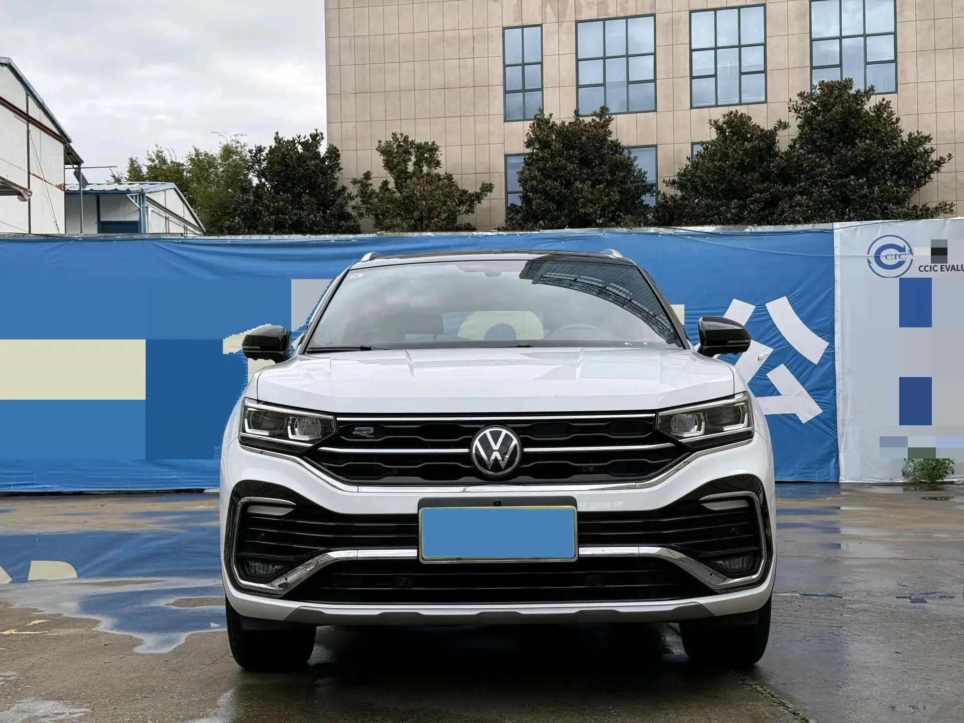 2020 VOLKSWAGEN TAYRON thumbnail 2