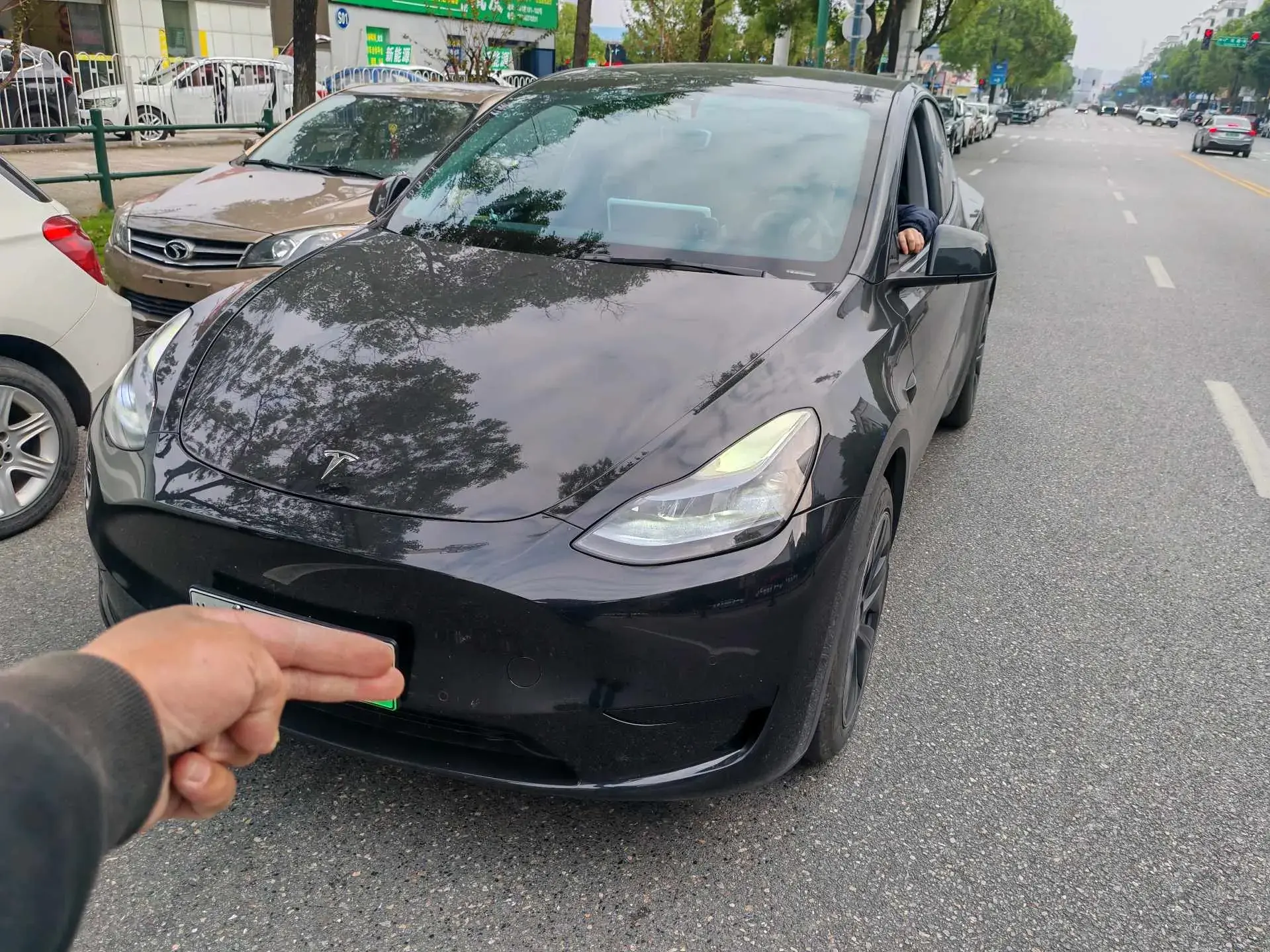 2023 TESLA MODEL view 1