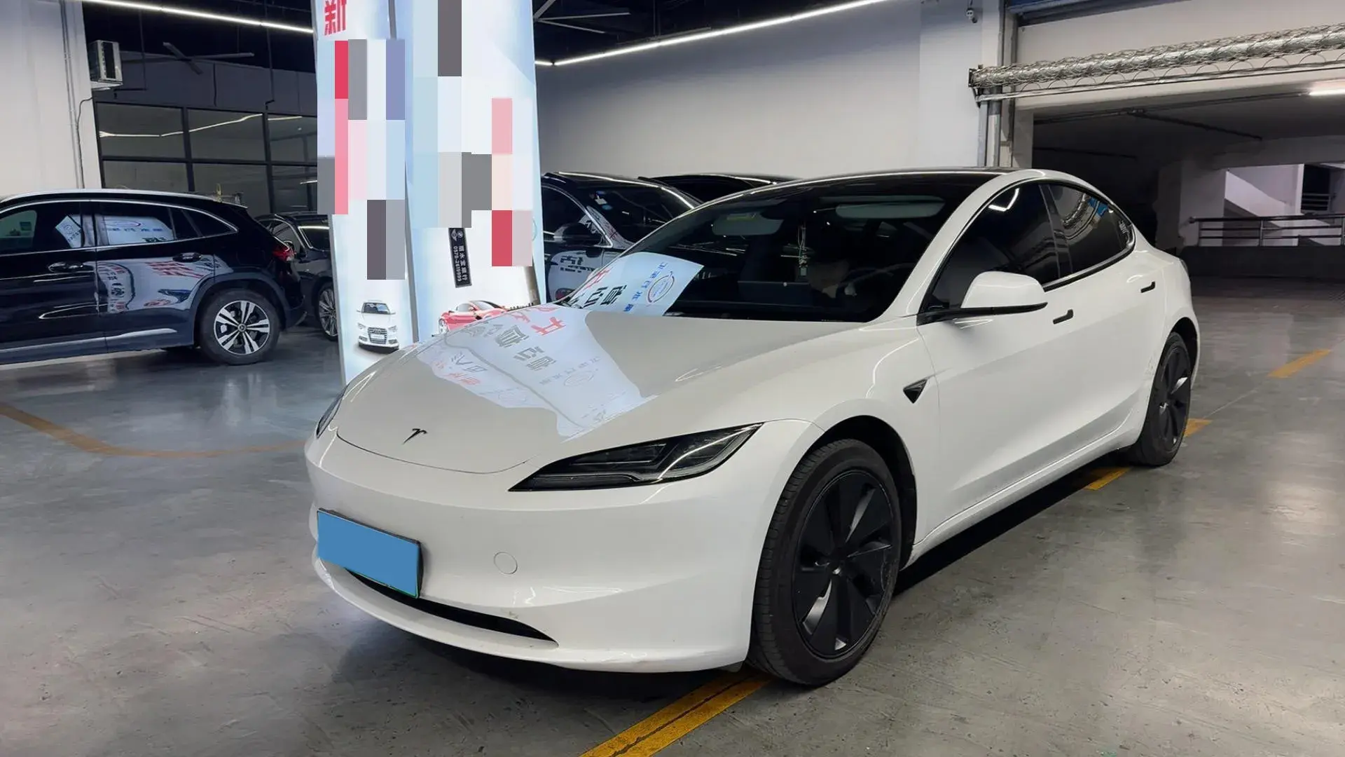 2023 TESLA MODEL view 1